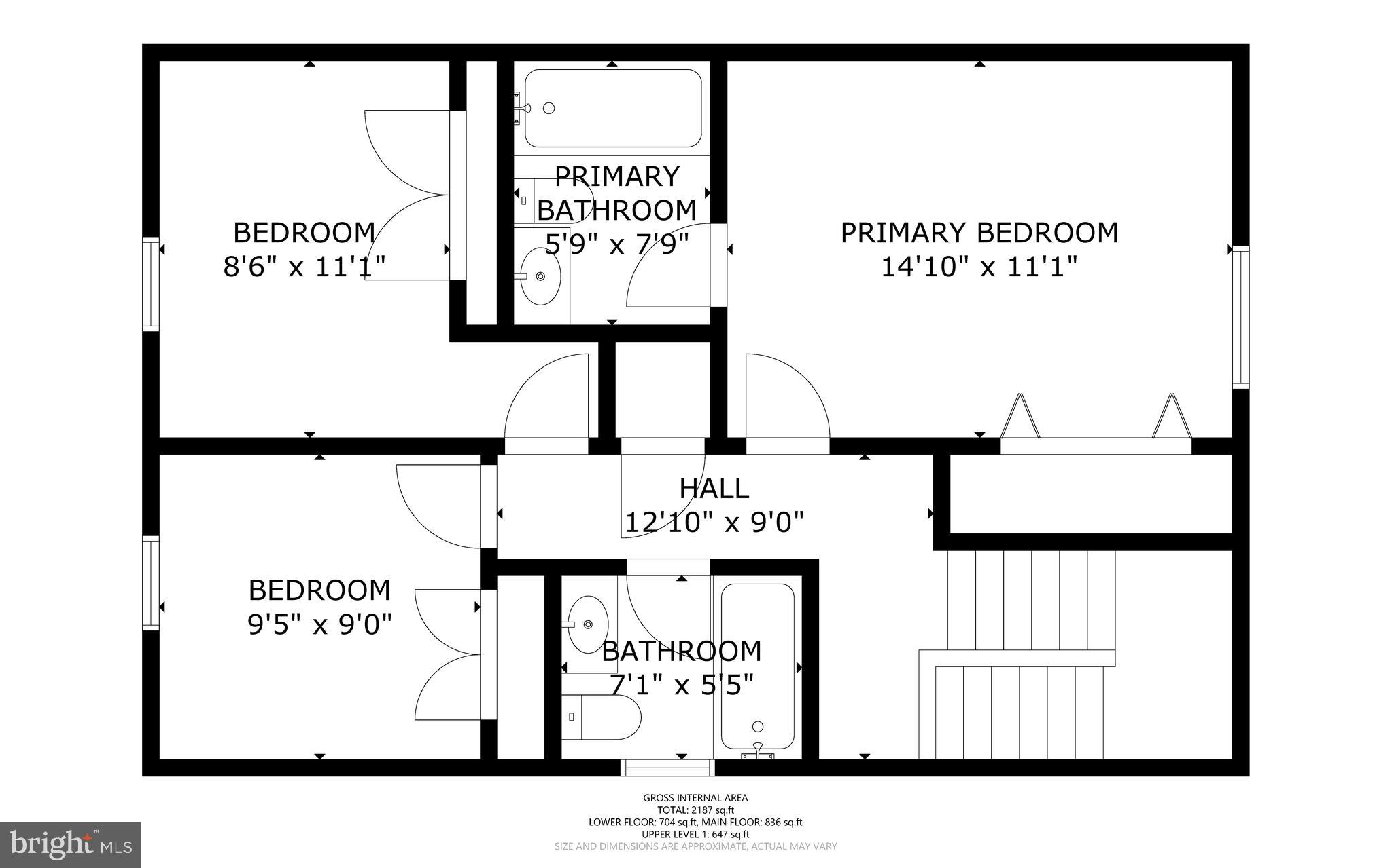 COURTS OF CHANDON - Residential Lease
