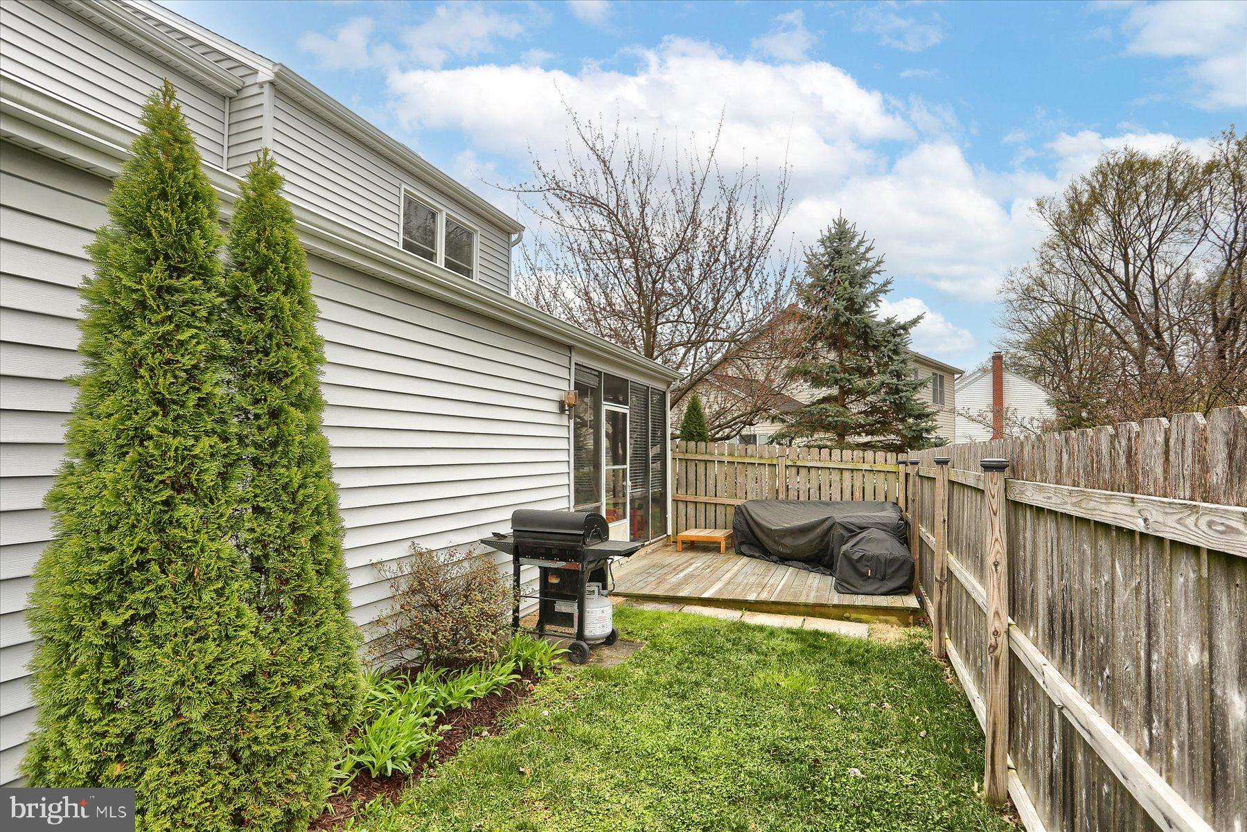 VICTORIA GLEN - Residential