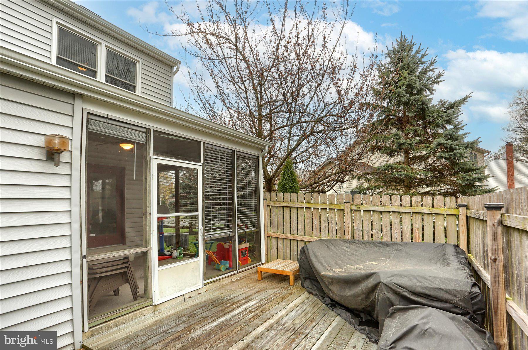 VICTORIA GLEN - Residential