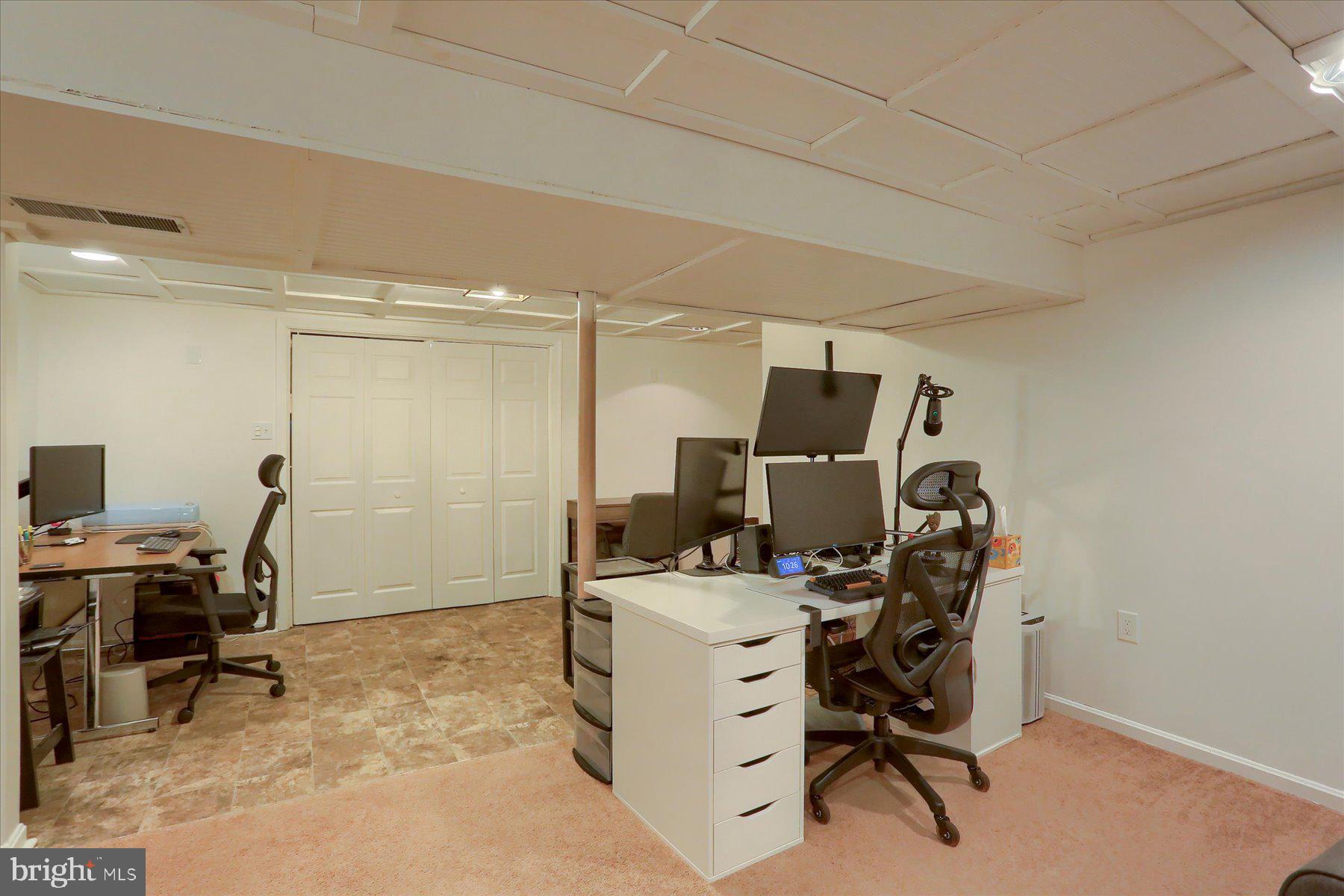 VICTORIA GLEN - Residential