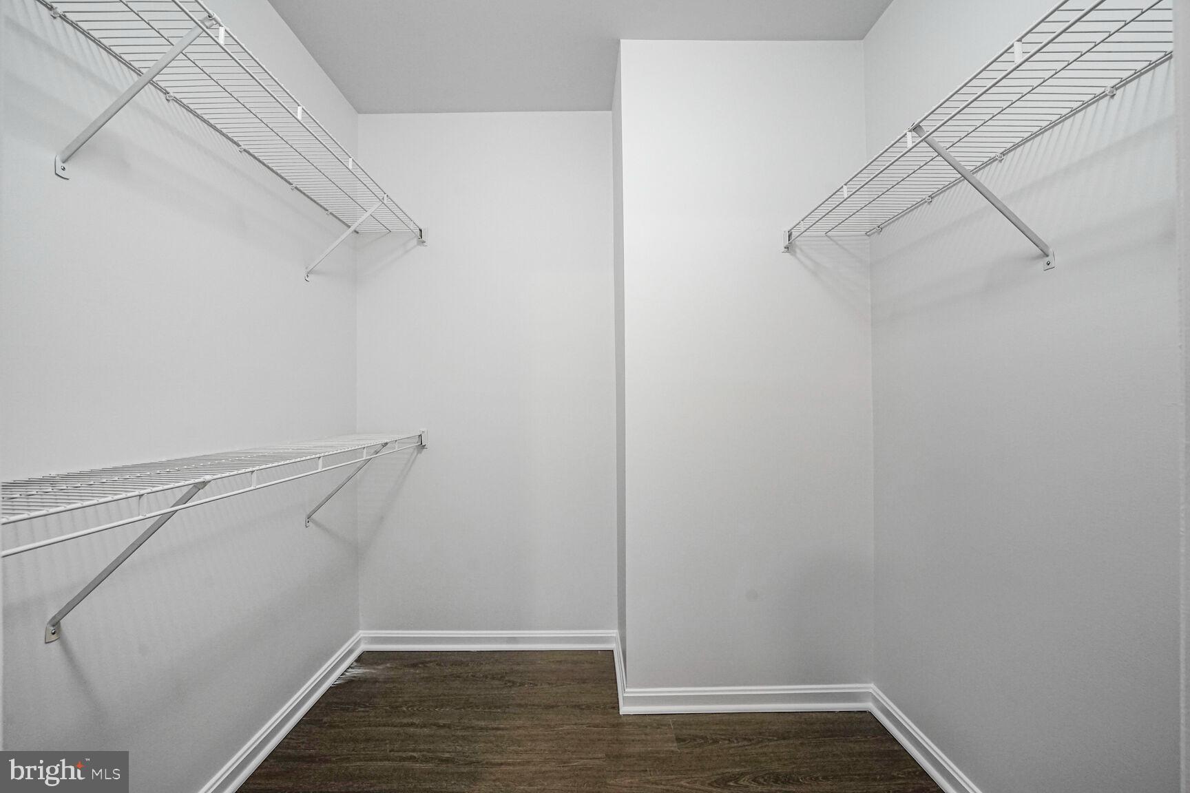 SAVOY PARK CONDOMINIUMS - Residential