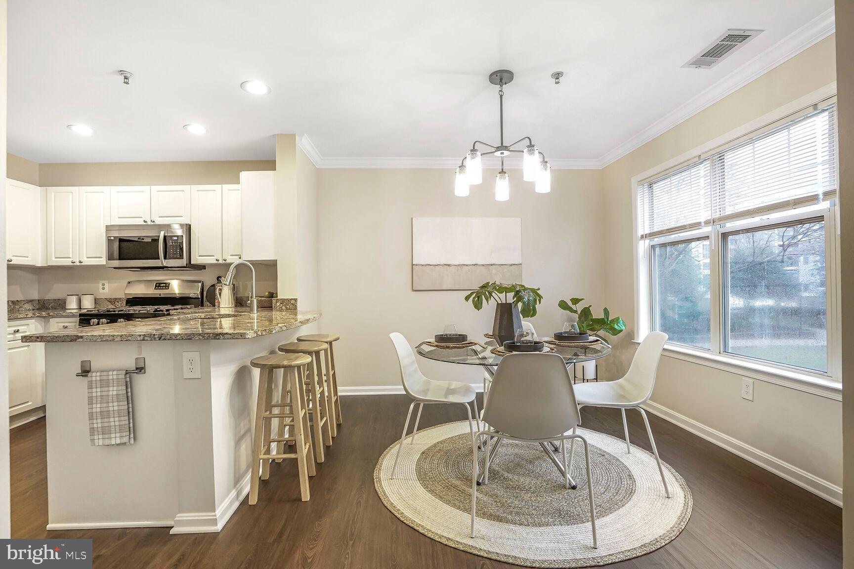 SAVOY PARK CONDOMINIUMS - Residential