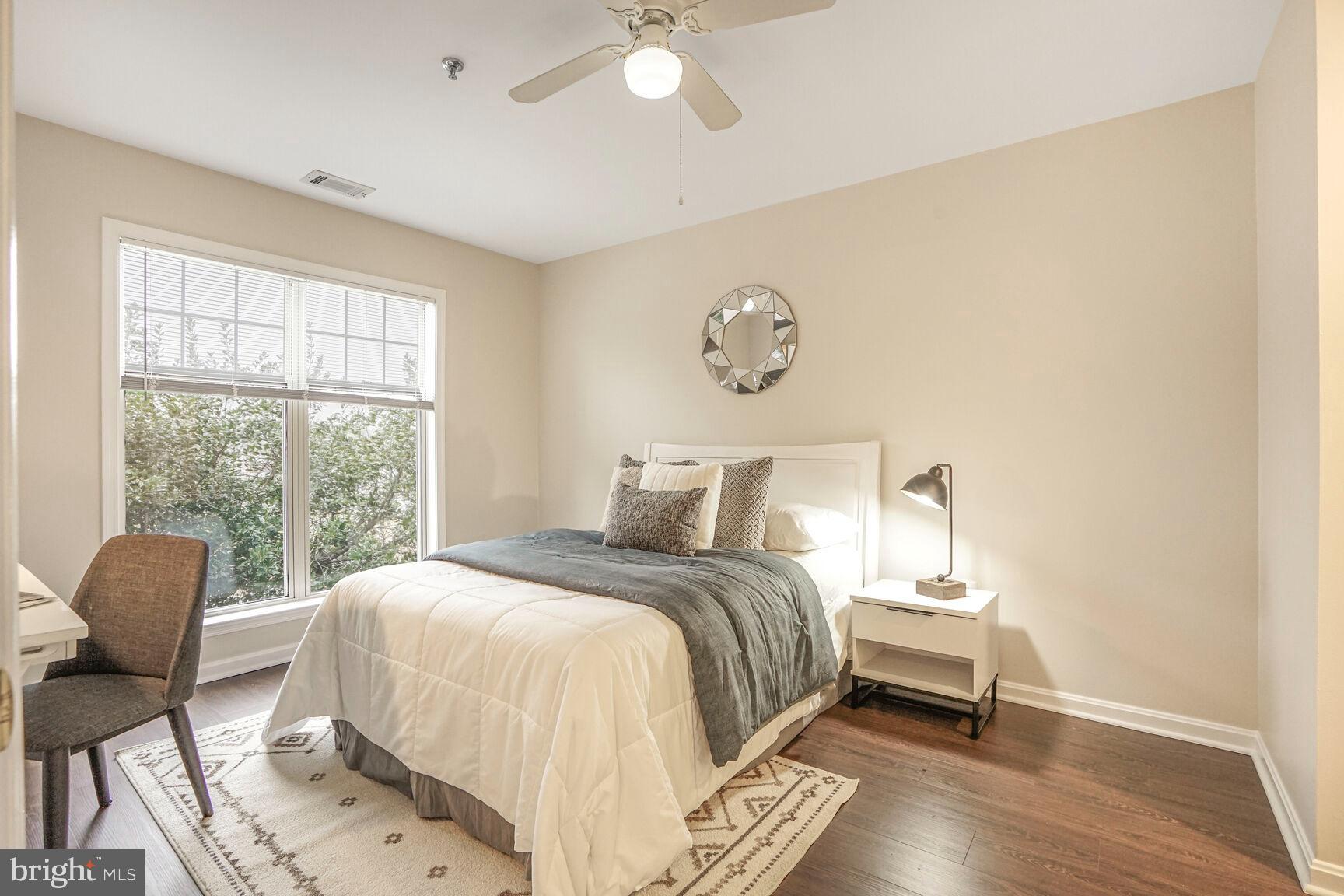 SAVOY PARK CONDOMINIUMS - Residential