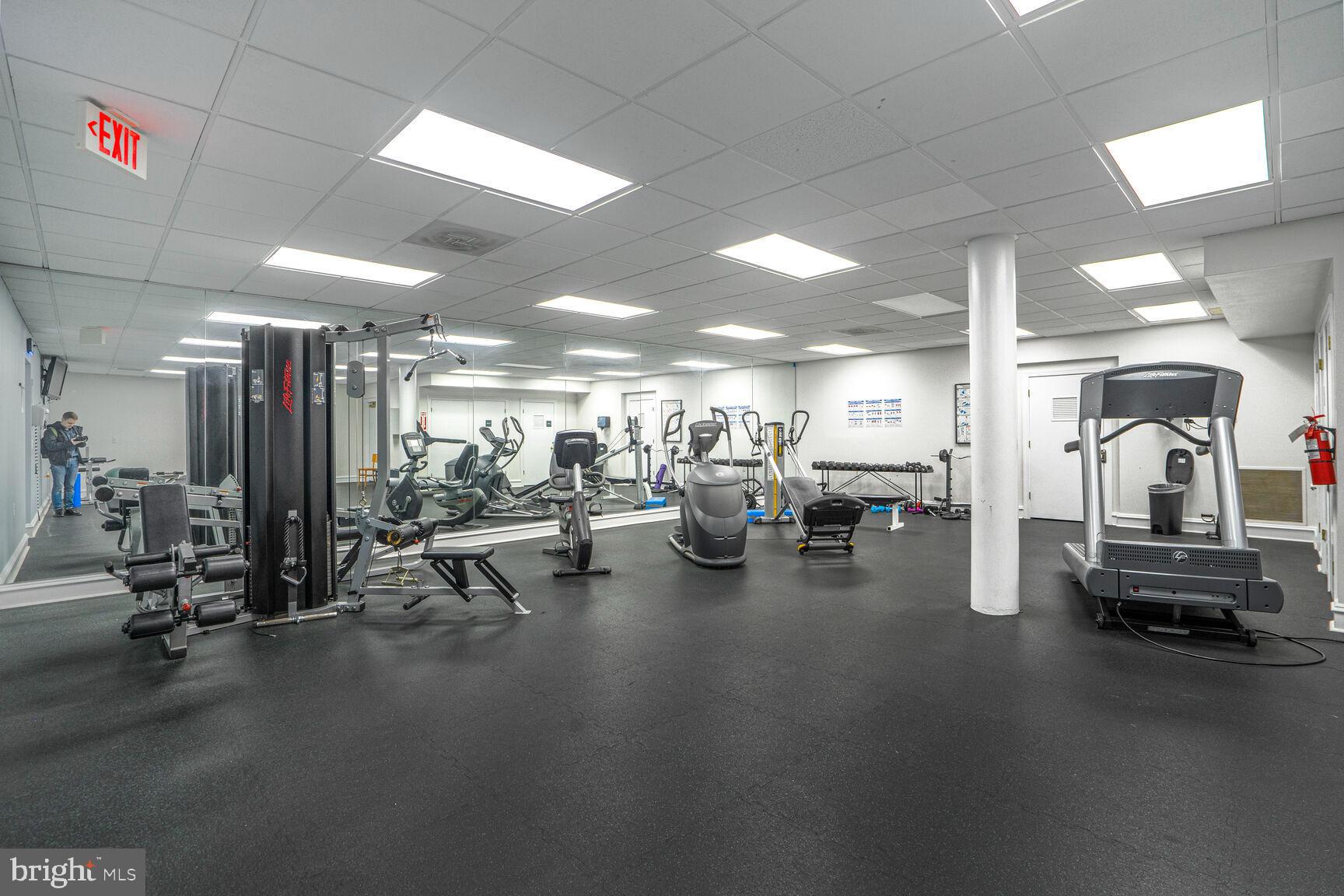 SAVOY PARK CONDOMINIUMS - Residential