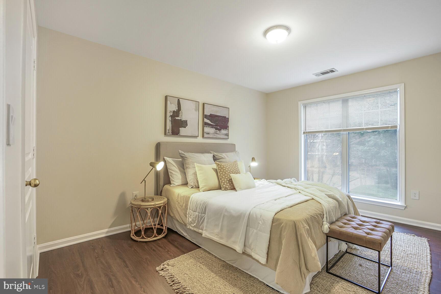 SAVOY PARK CONDOMINIUMS - Residential