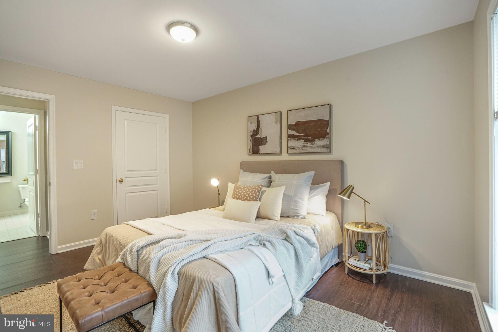 SAVOY PARK CONDOMINIUMS - Residential