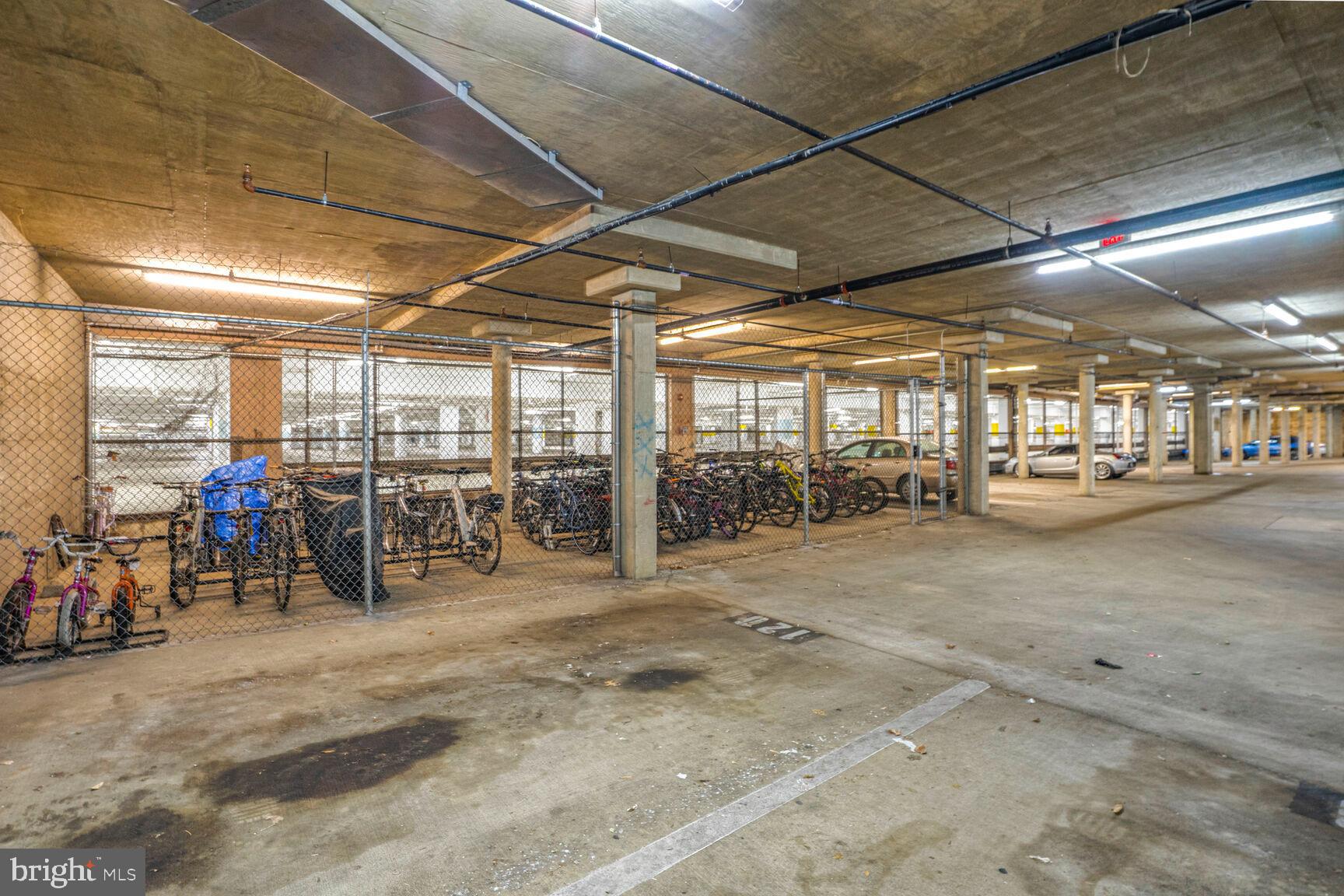 SAVOY PARK CONDOMINIUMS - Residential