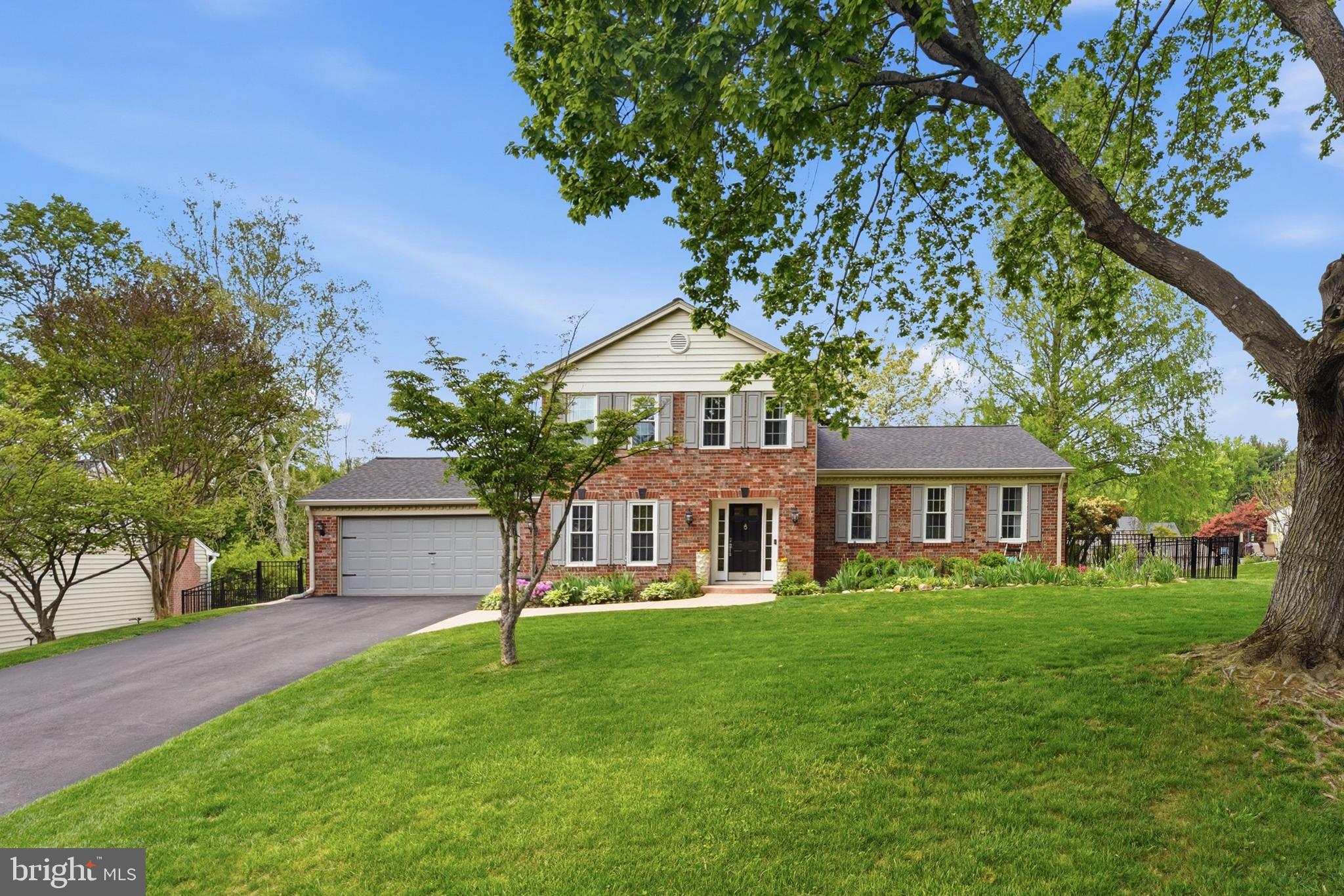 15108 CENTERGATE DRIVE