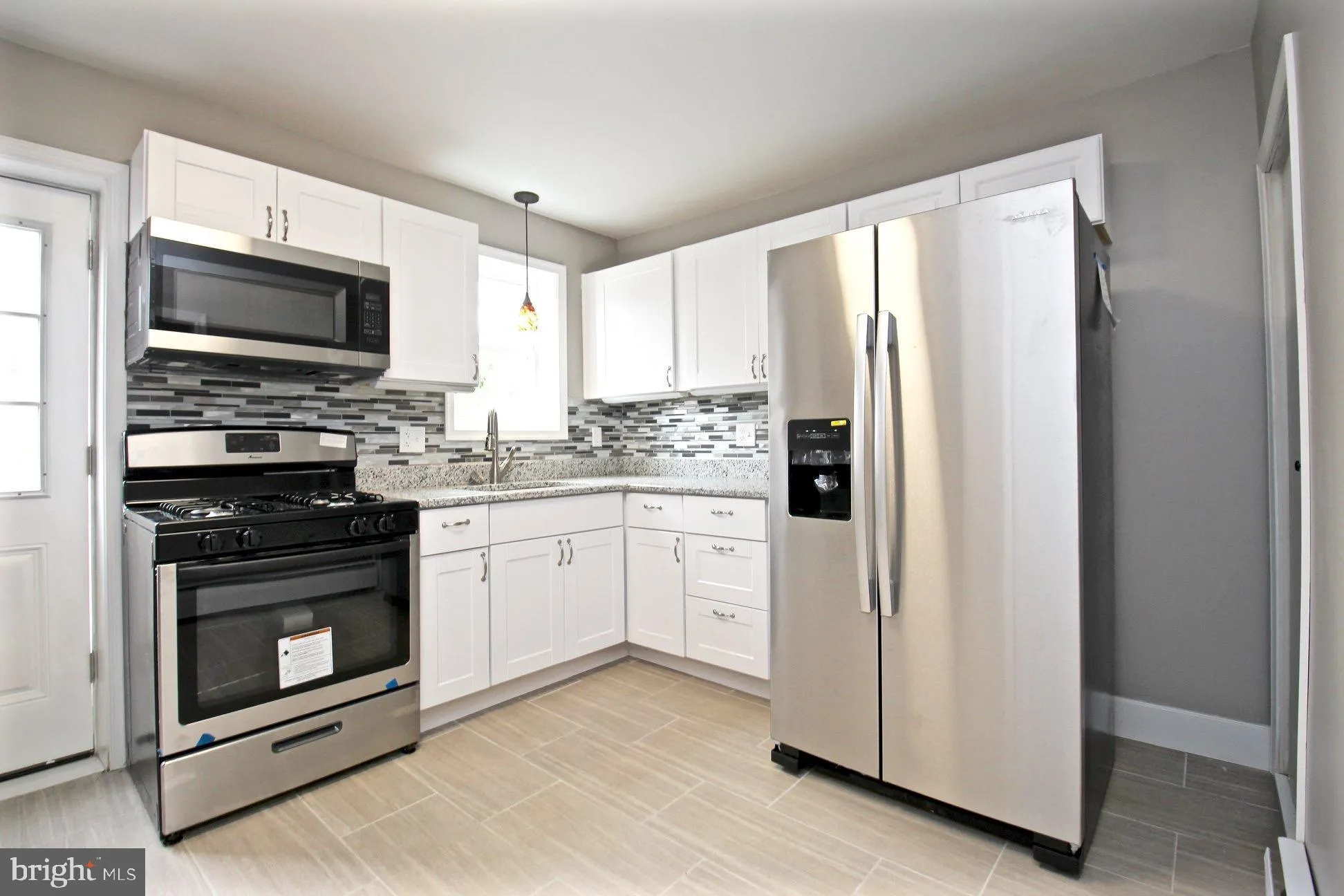 24 E Brandywine Avenue, Claymont, DE 19703