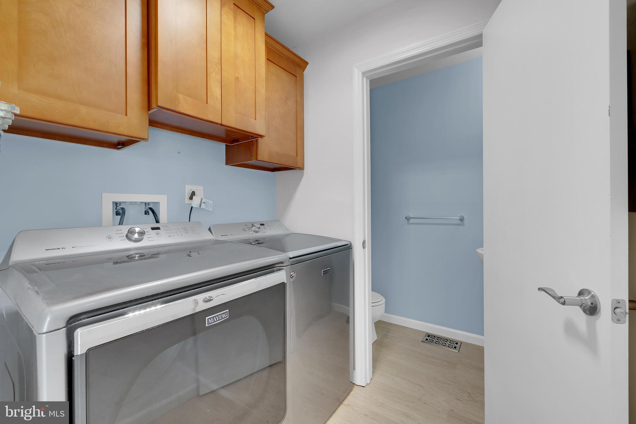 COLONIAL VIL - Residential