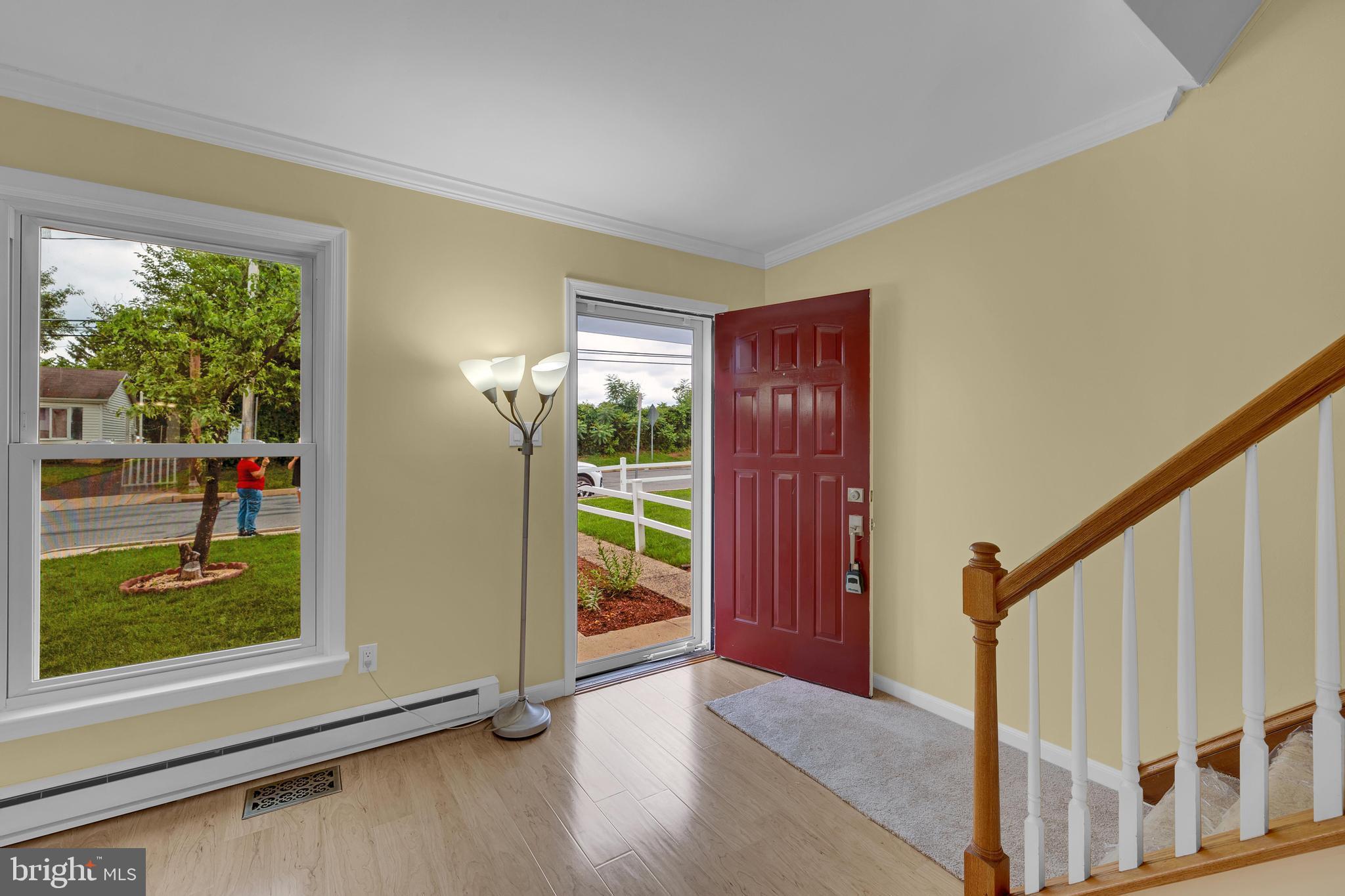 COLONIAL VIL - Residential