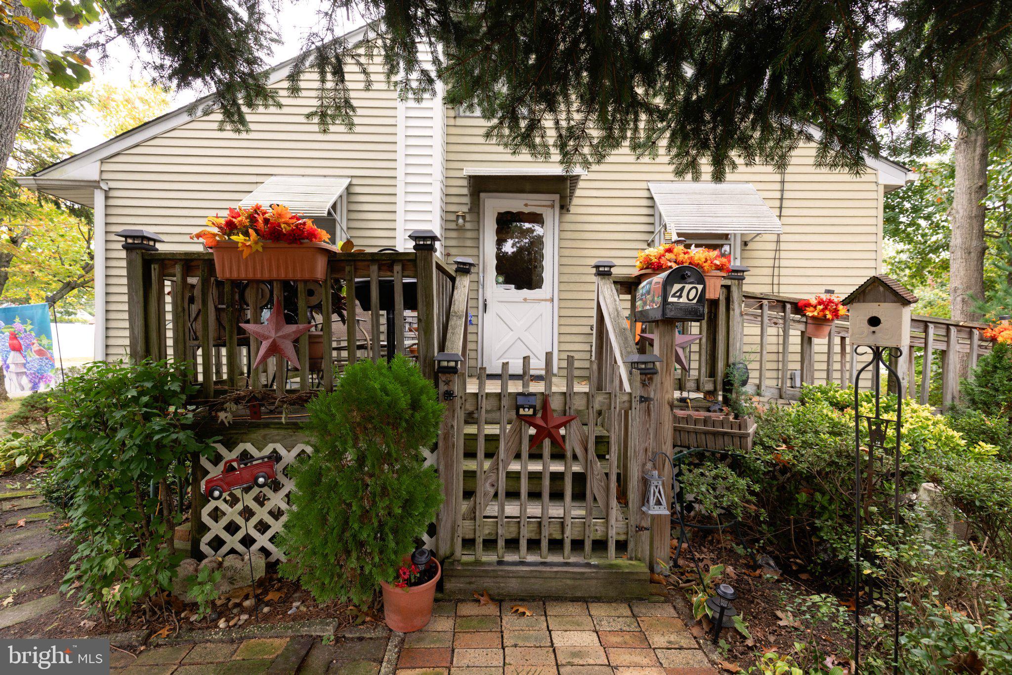 40 W EVANSON AVENUE W