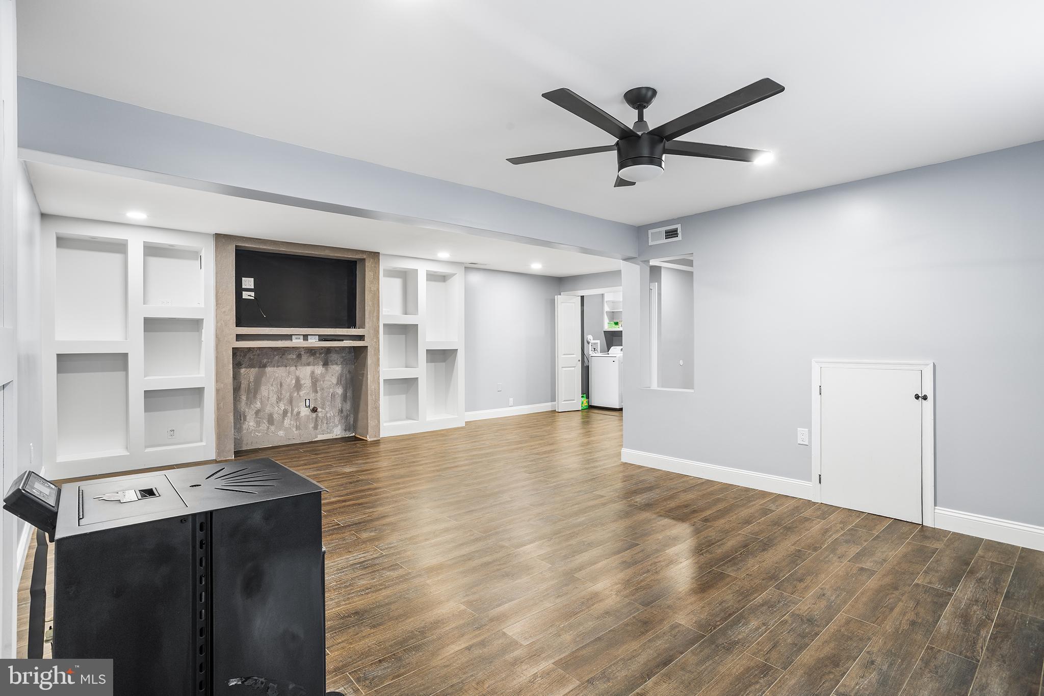 POTTSGROVE - Residential