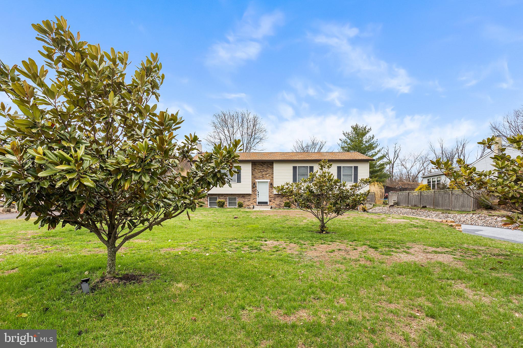 POTTSGROVE - Residential