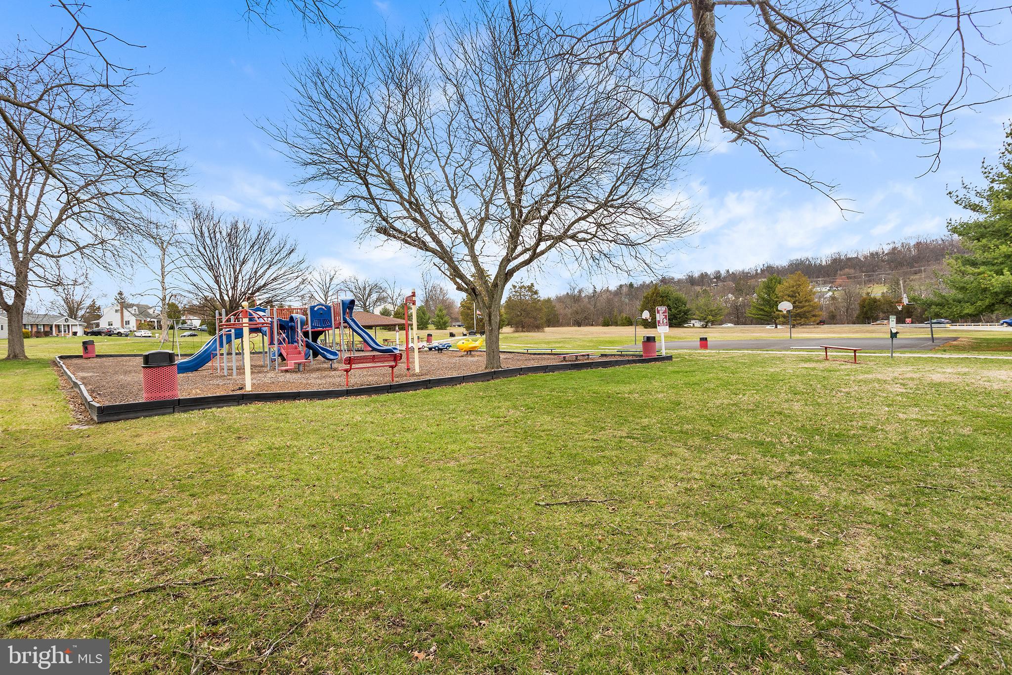 POTTSGROVE - Residential