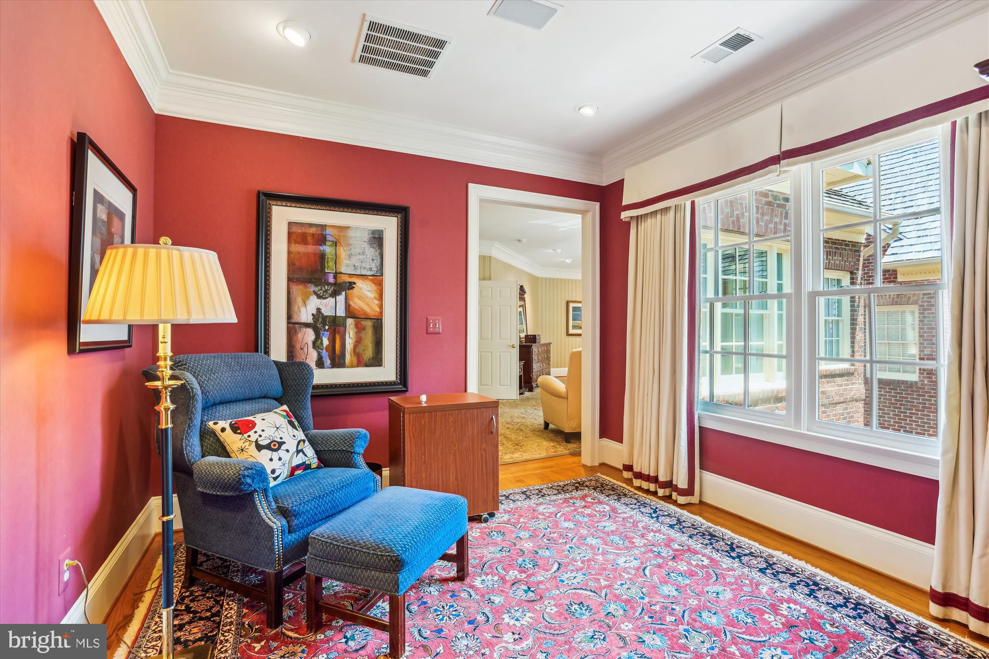 WILLIAMSBURG COMMONS - Residential