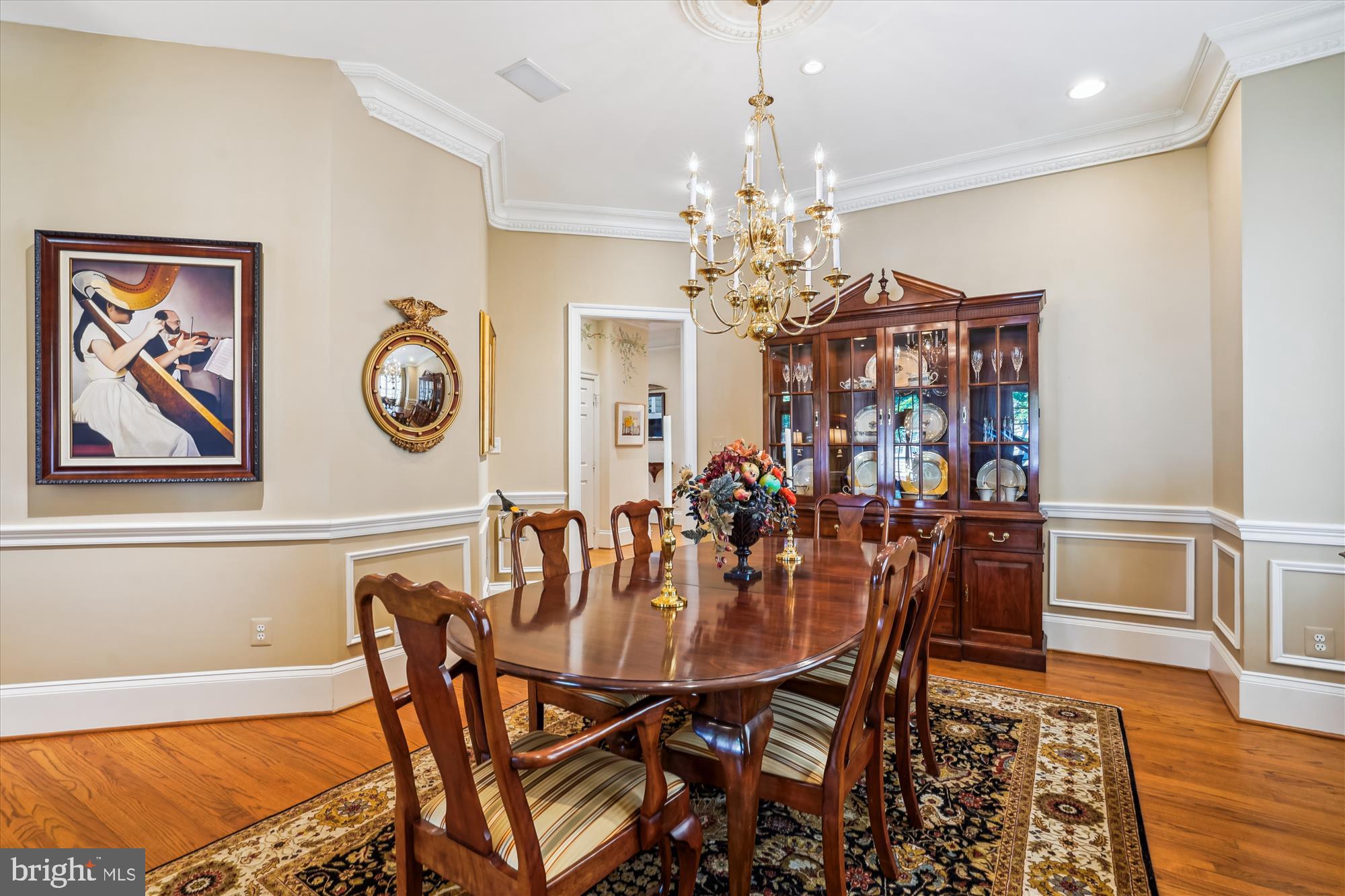 WILLIAMSBURG COMMONS - Residential