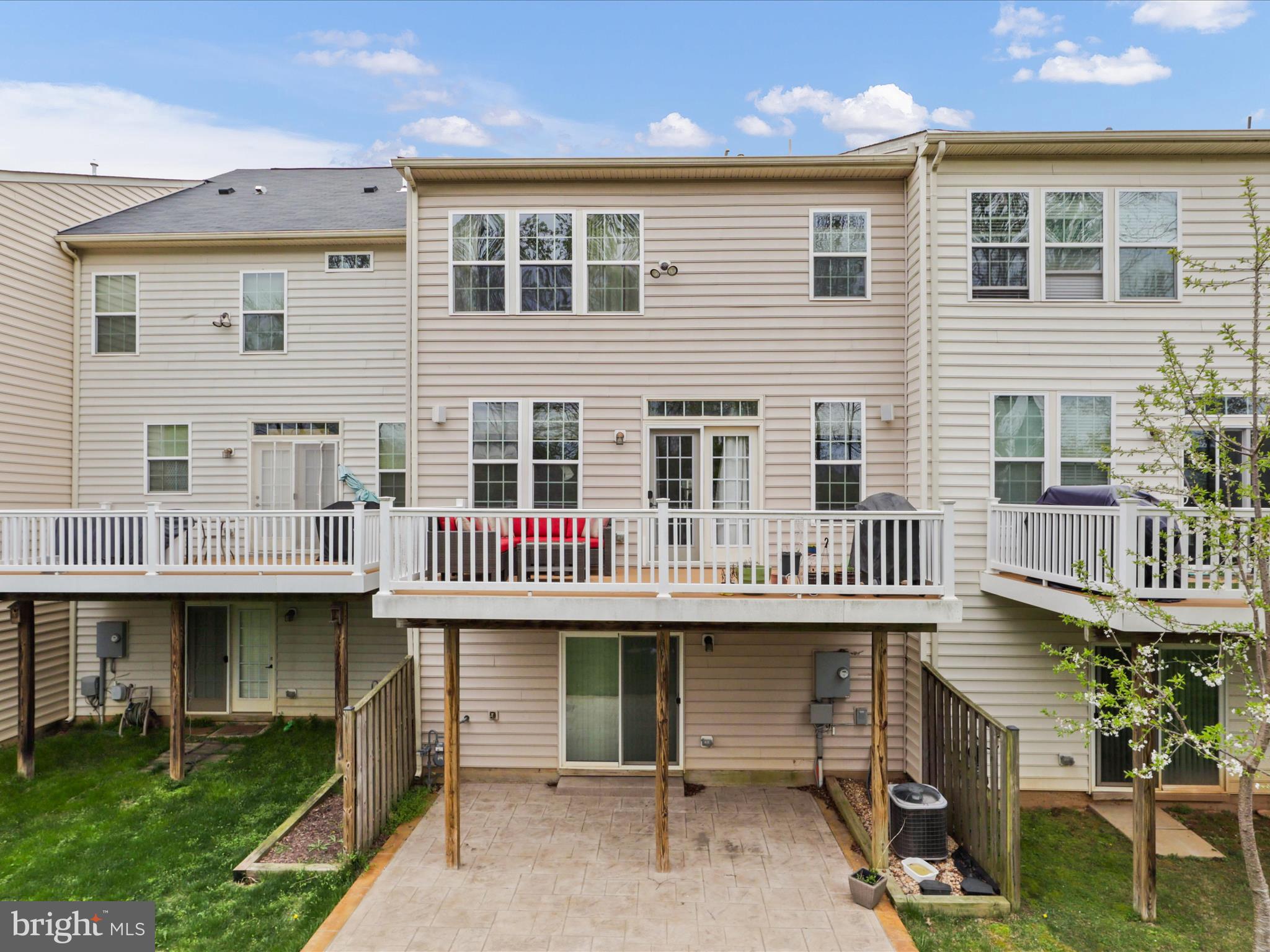 AUTUMN OAKS - Residential Lease