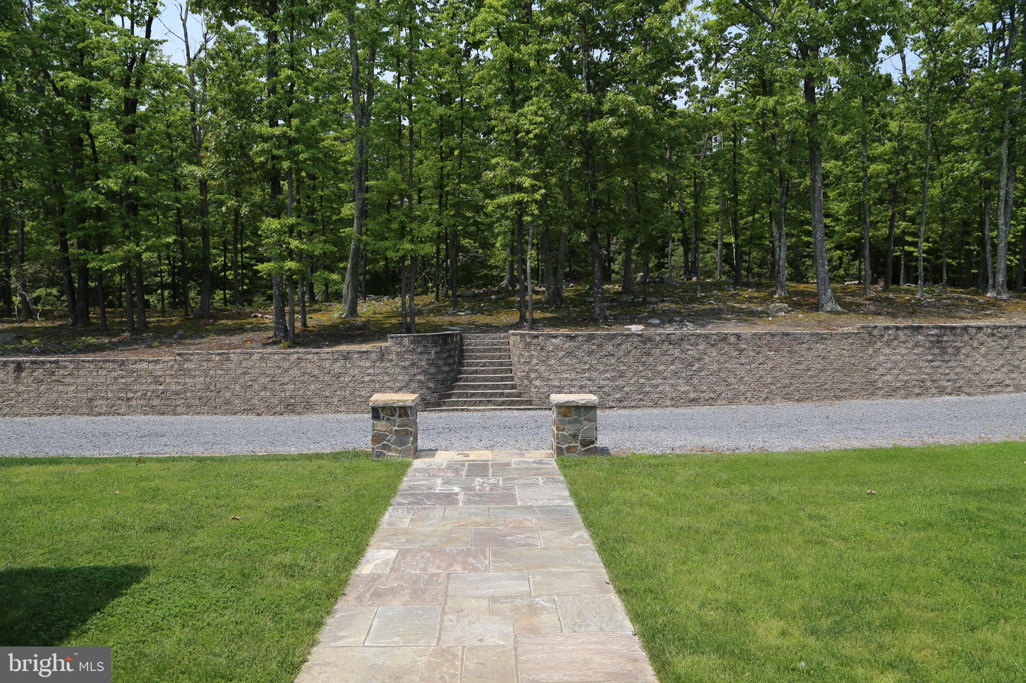 RIVER RIDGE - Residential