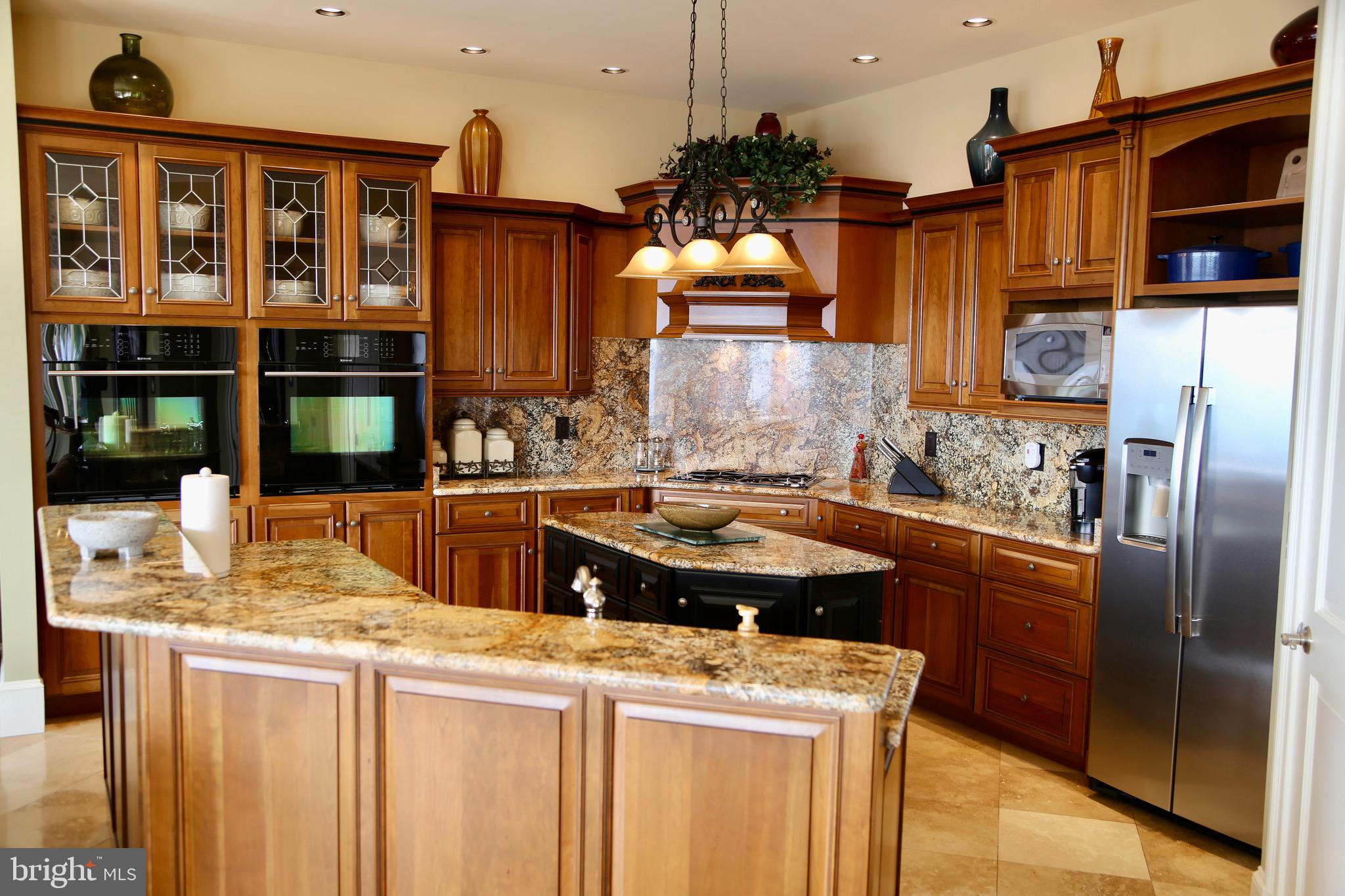 RIVER RIDGE - Residential