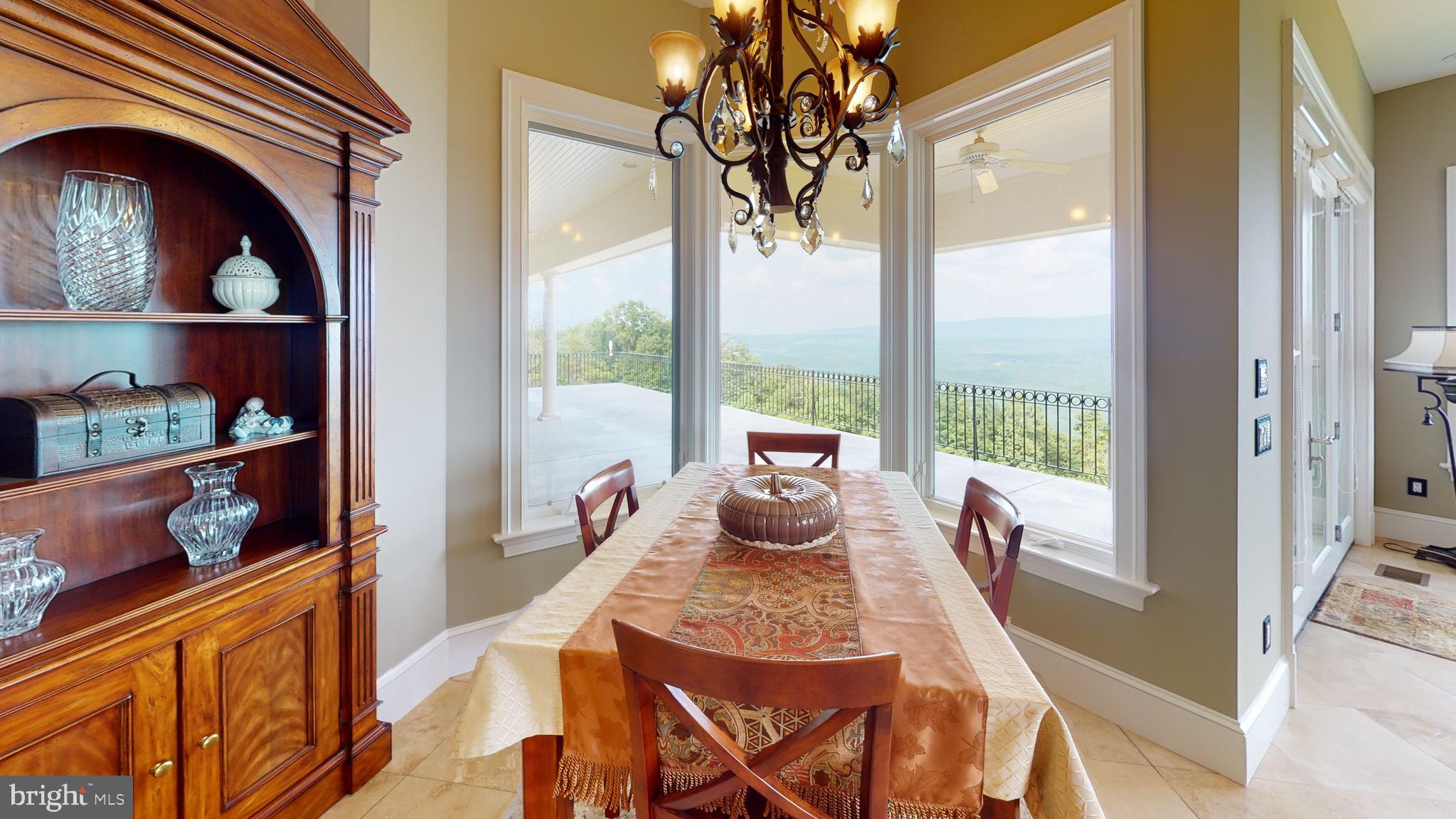 RIVER RIDGE - Residential