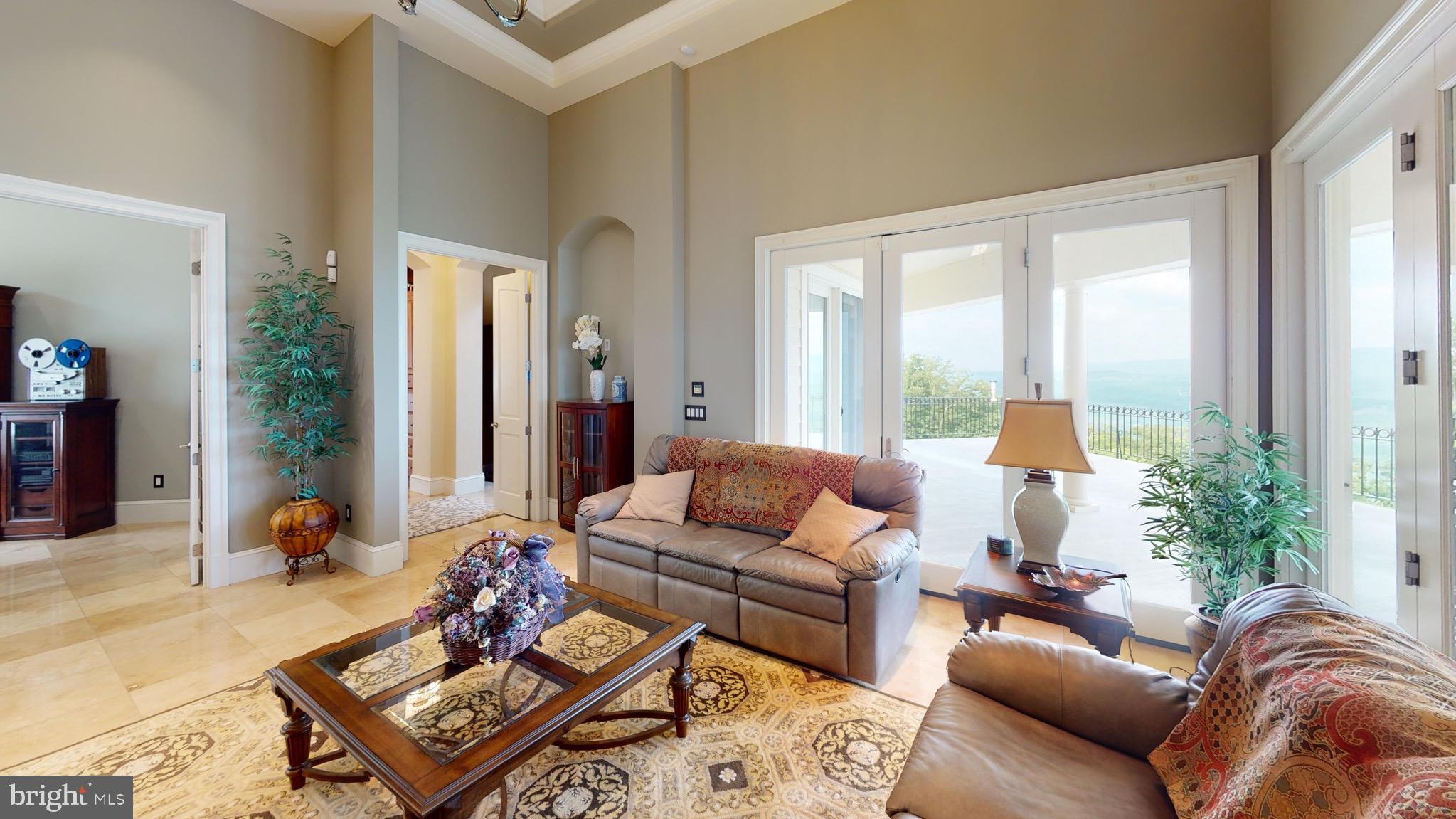 RIVER RIDGE - Residential