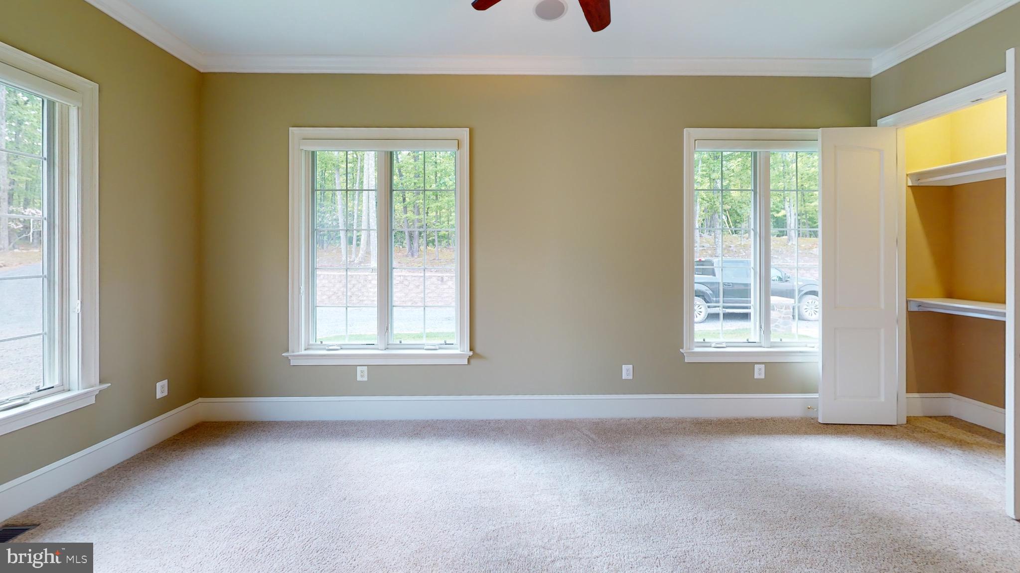 RIVER RIDGE - Residential