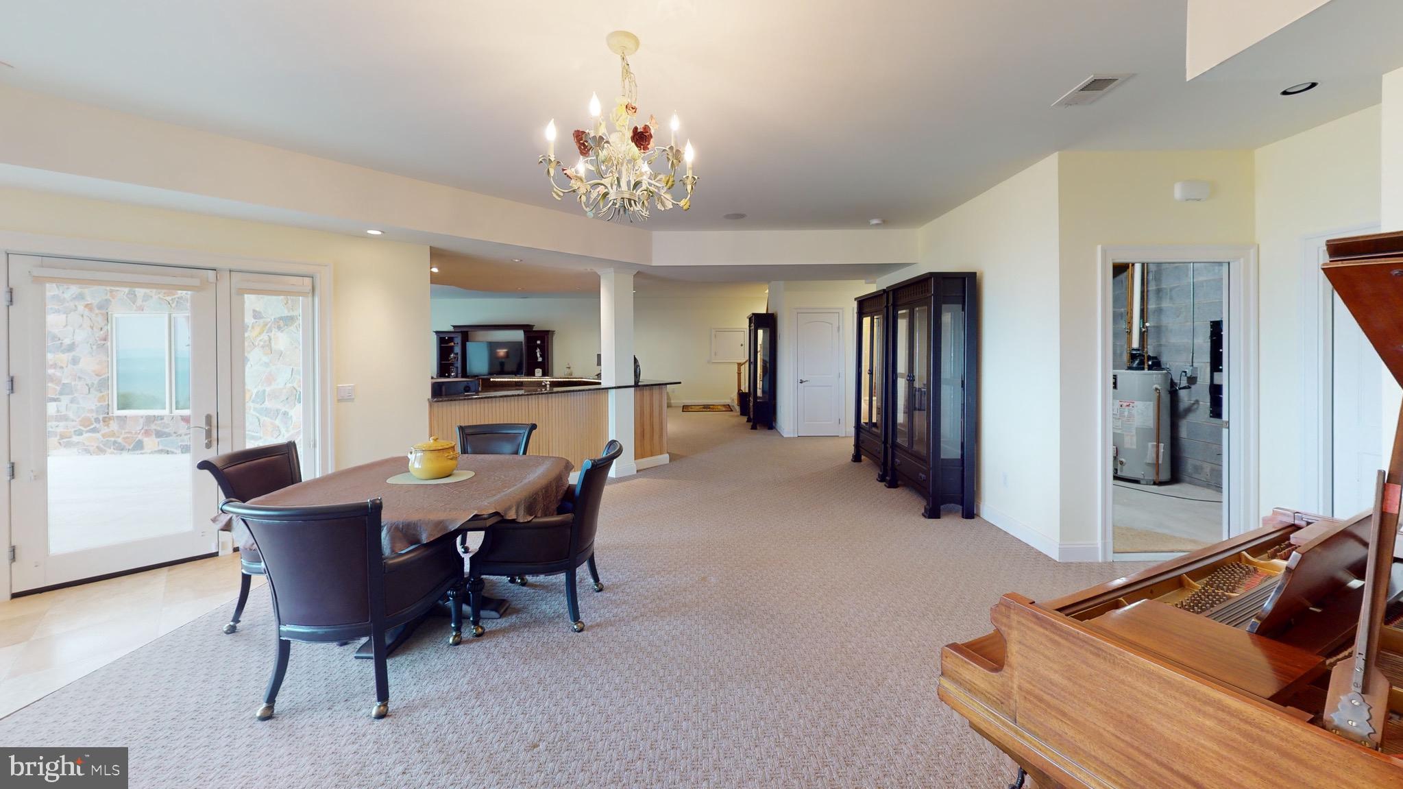 RIVER RIDGE - Residential