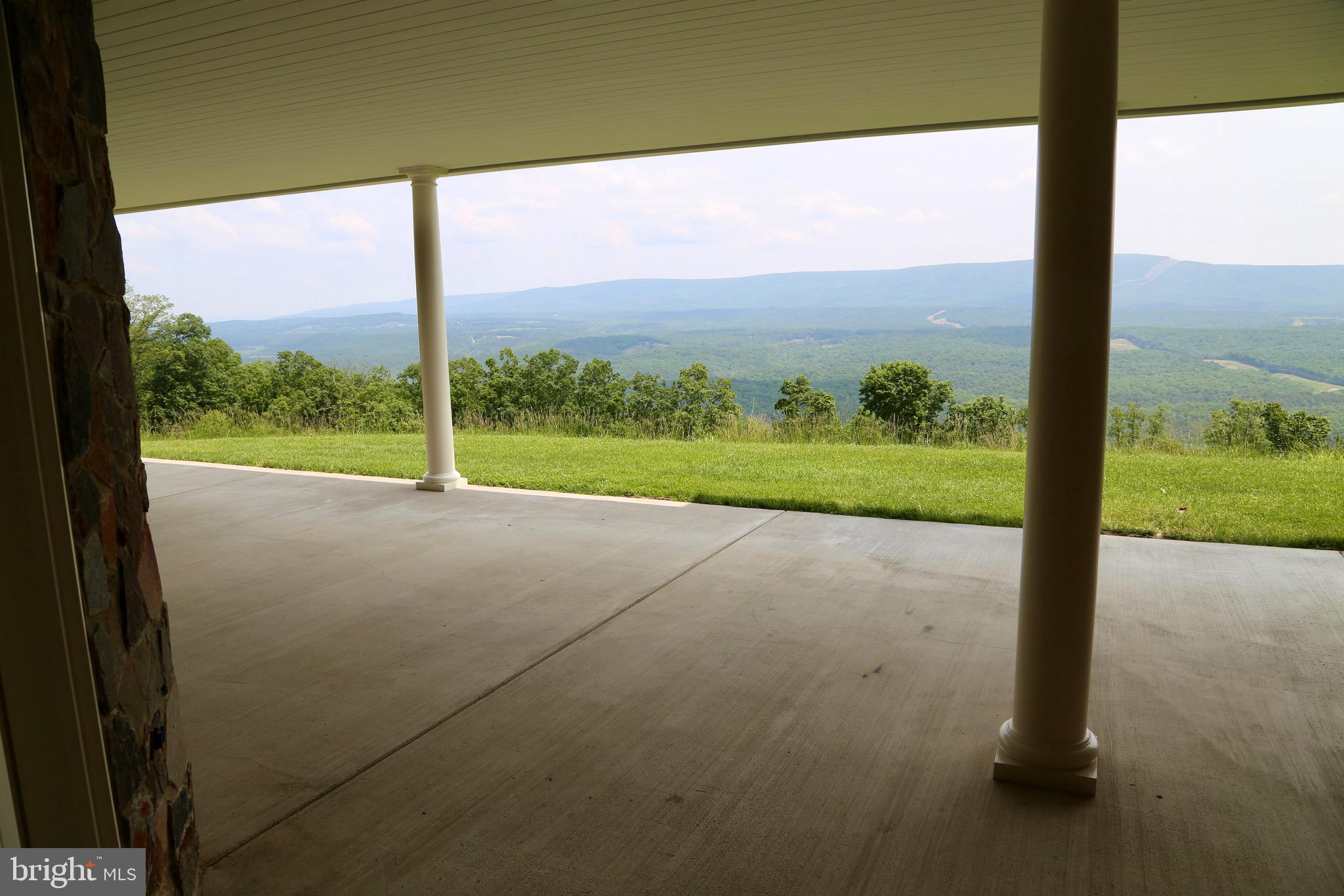 RIVER RIDGE - Residential