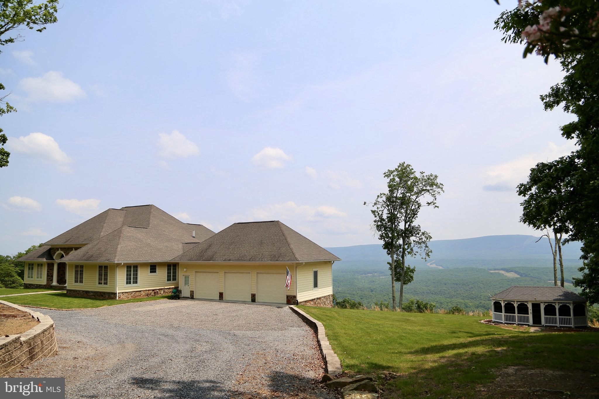 RIVER RIDGE - Residential