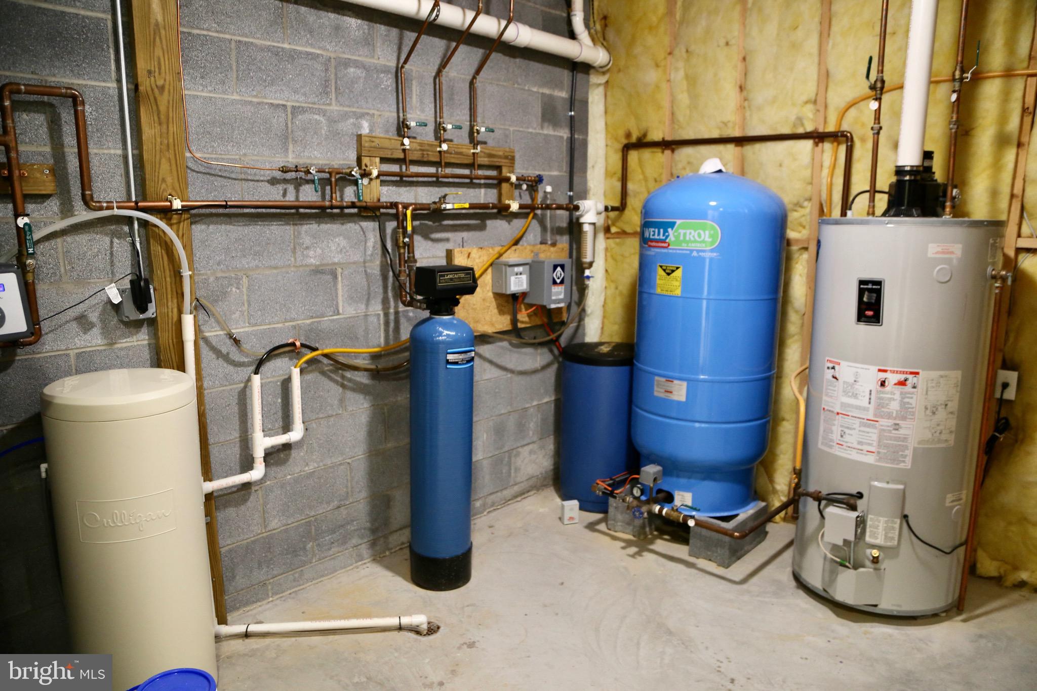 RIVER RIDGE - Residential