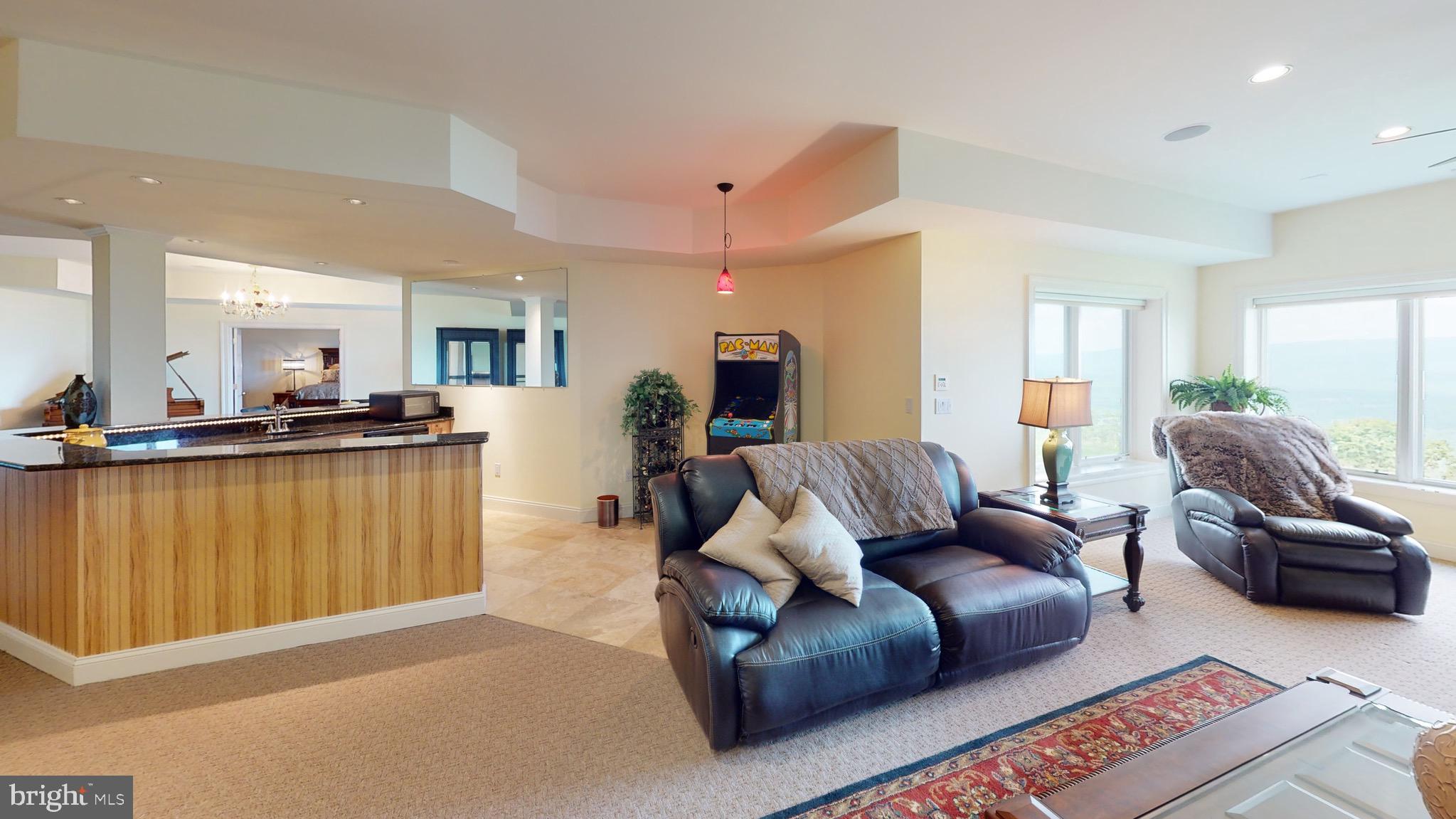 RIVER RIDGE - Residential