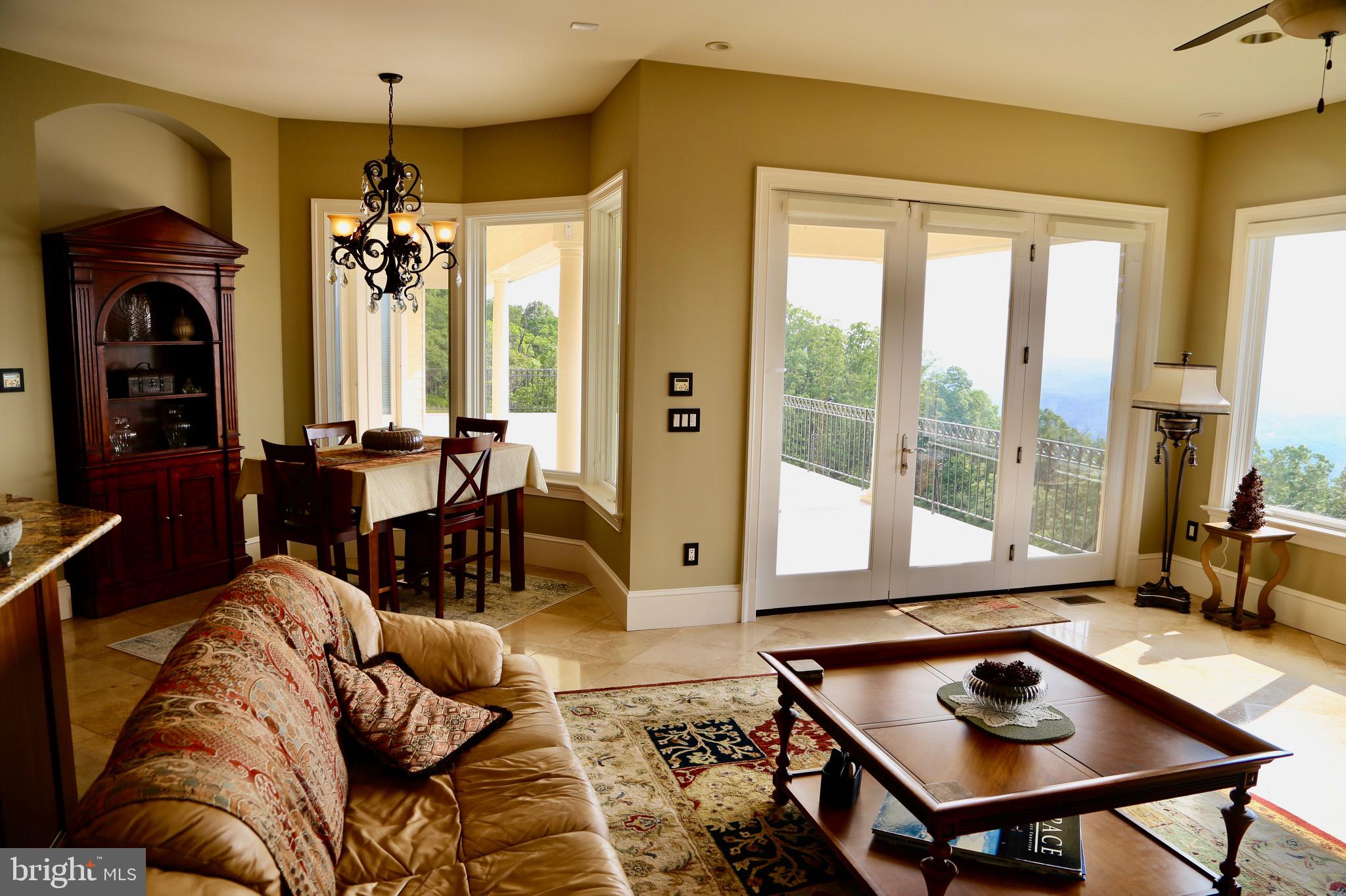 RIVER RIDGE - Residential