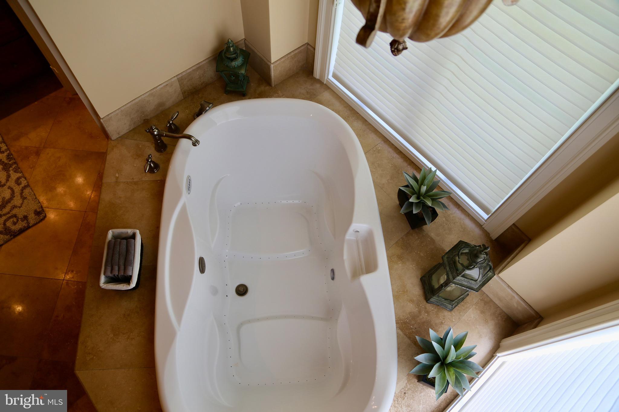 RIVER RIDGE - Residential