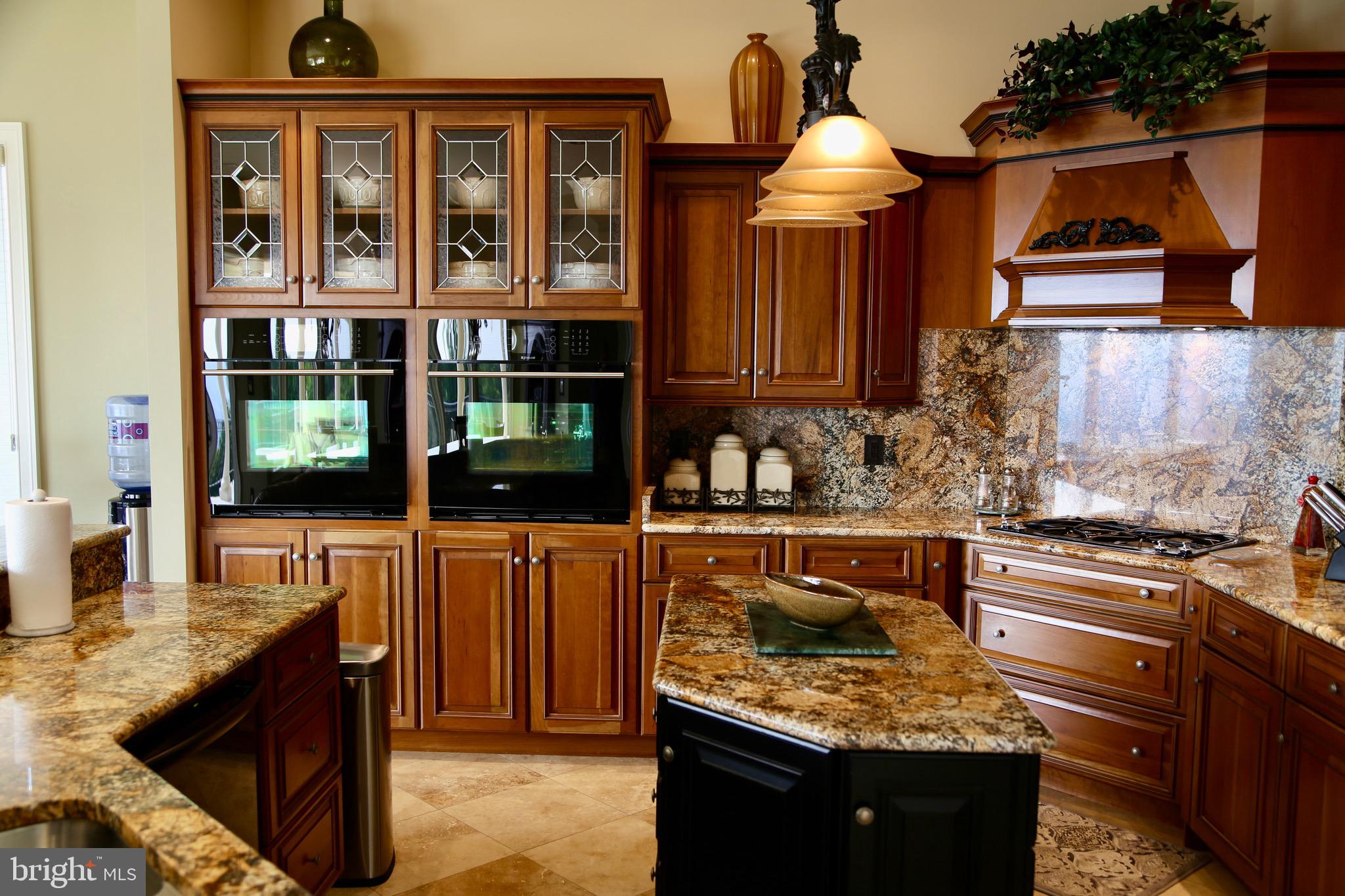 RIVER RIDGE - Residential