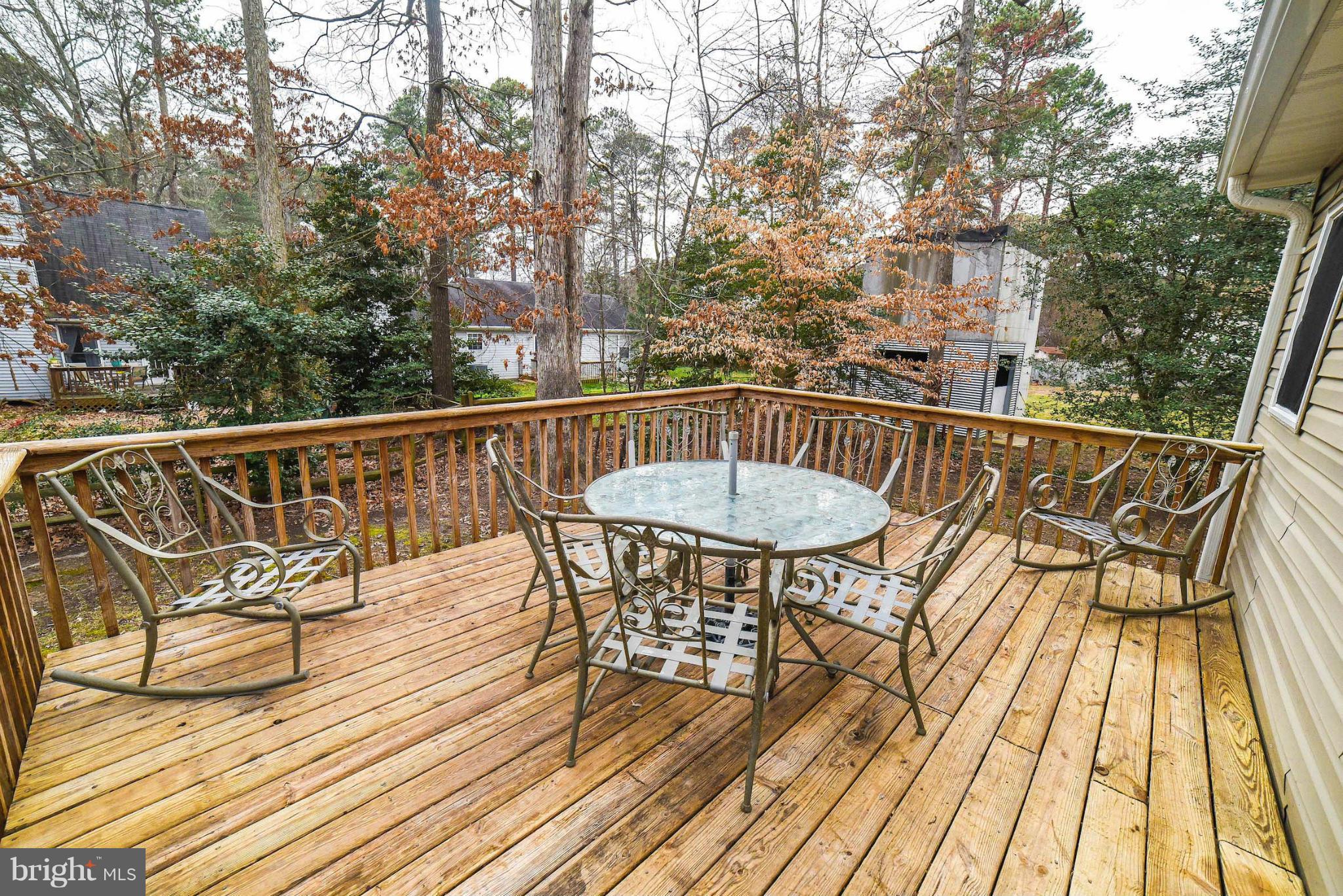 DRUM POINT - Residential