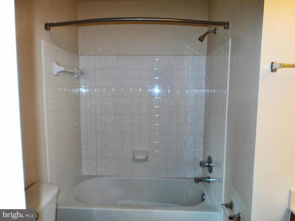 COLONY SQUARE- RSB PT PA - Residential