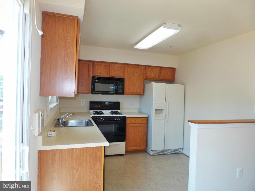 COLONY SQUARE- RSB PT PA - Residential