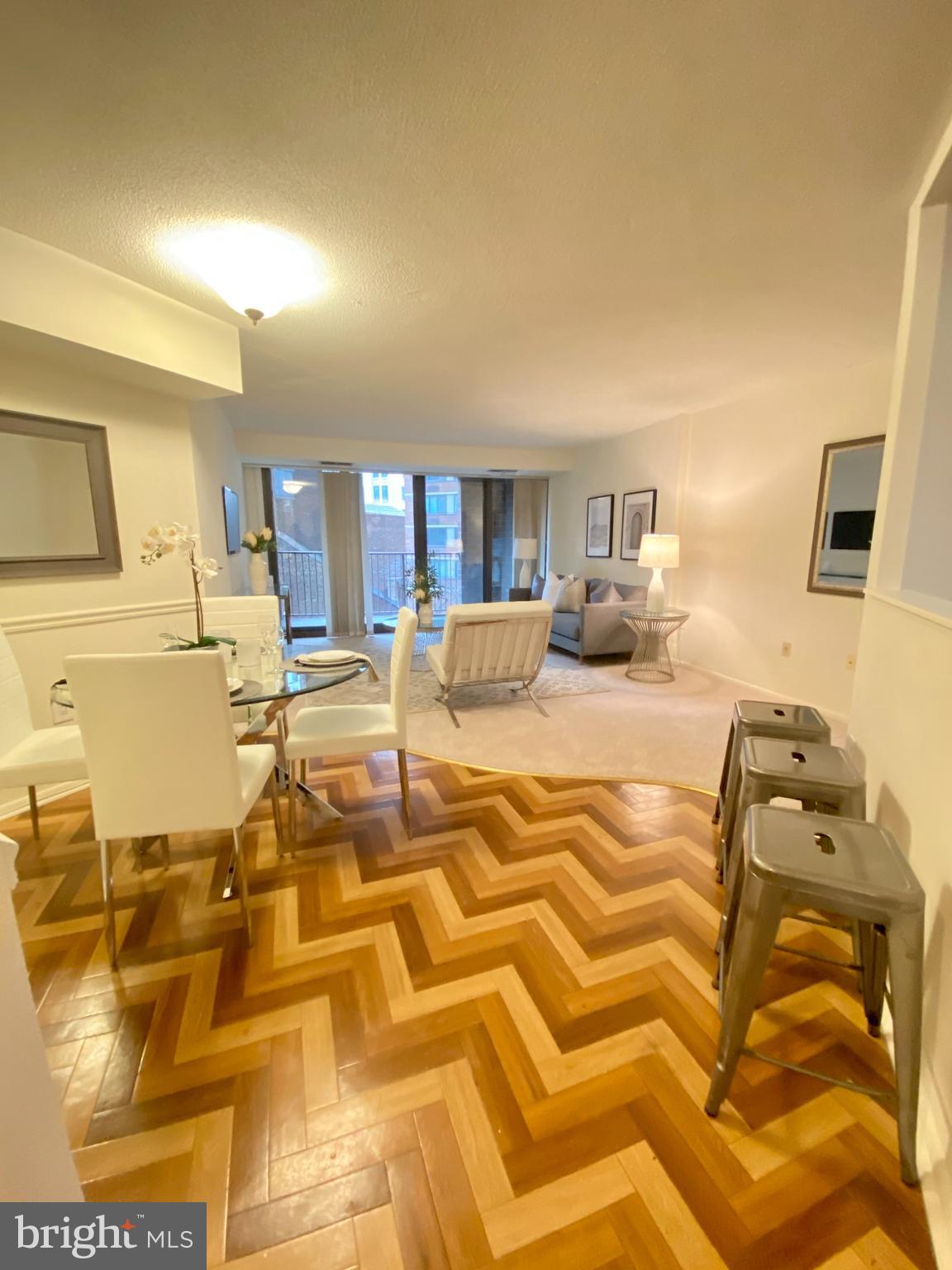 AVENUE OF THE ARTS - Residential