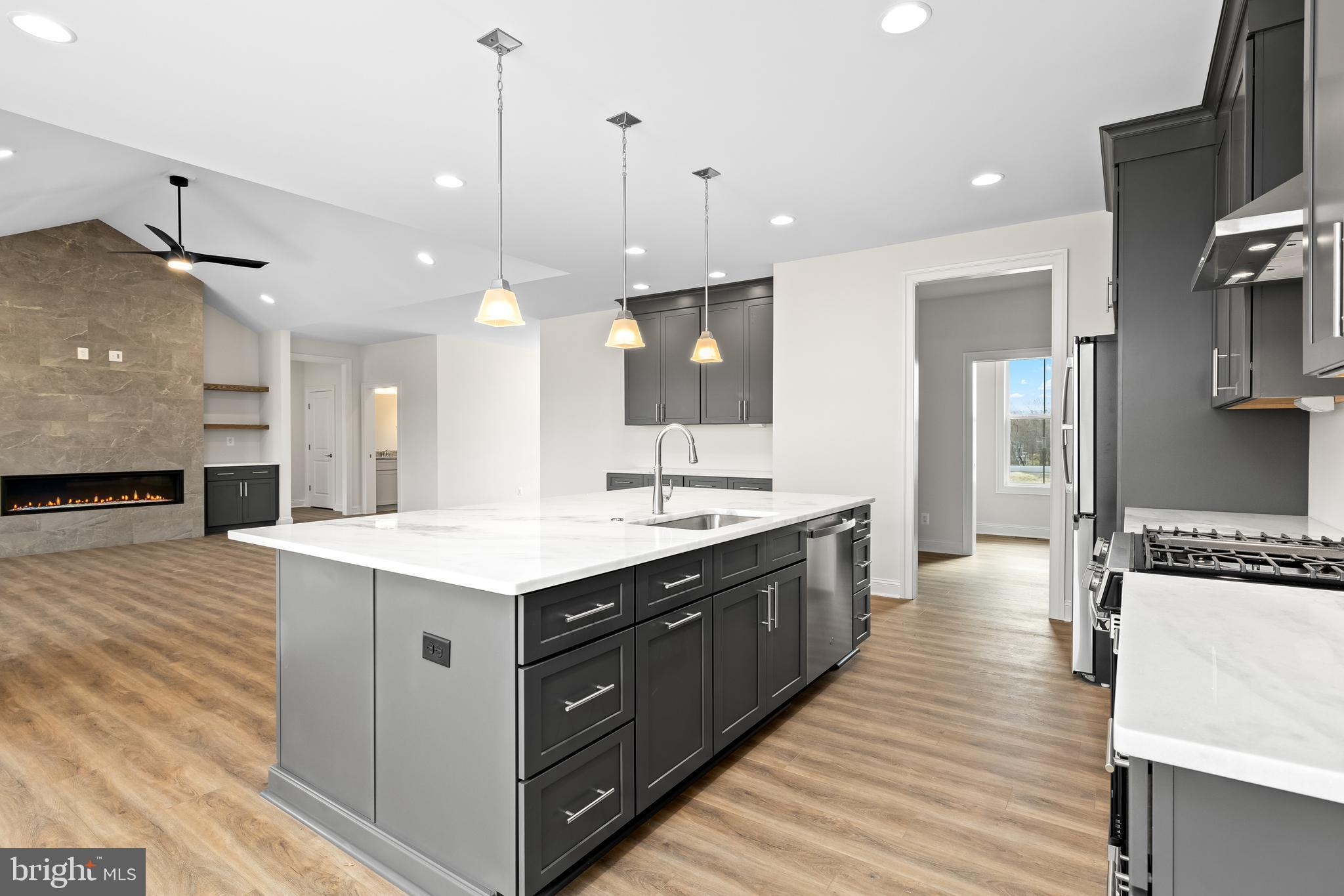 STONY POINT - Residential