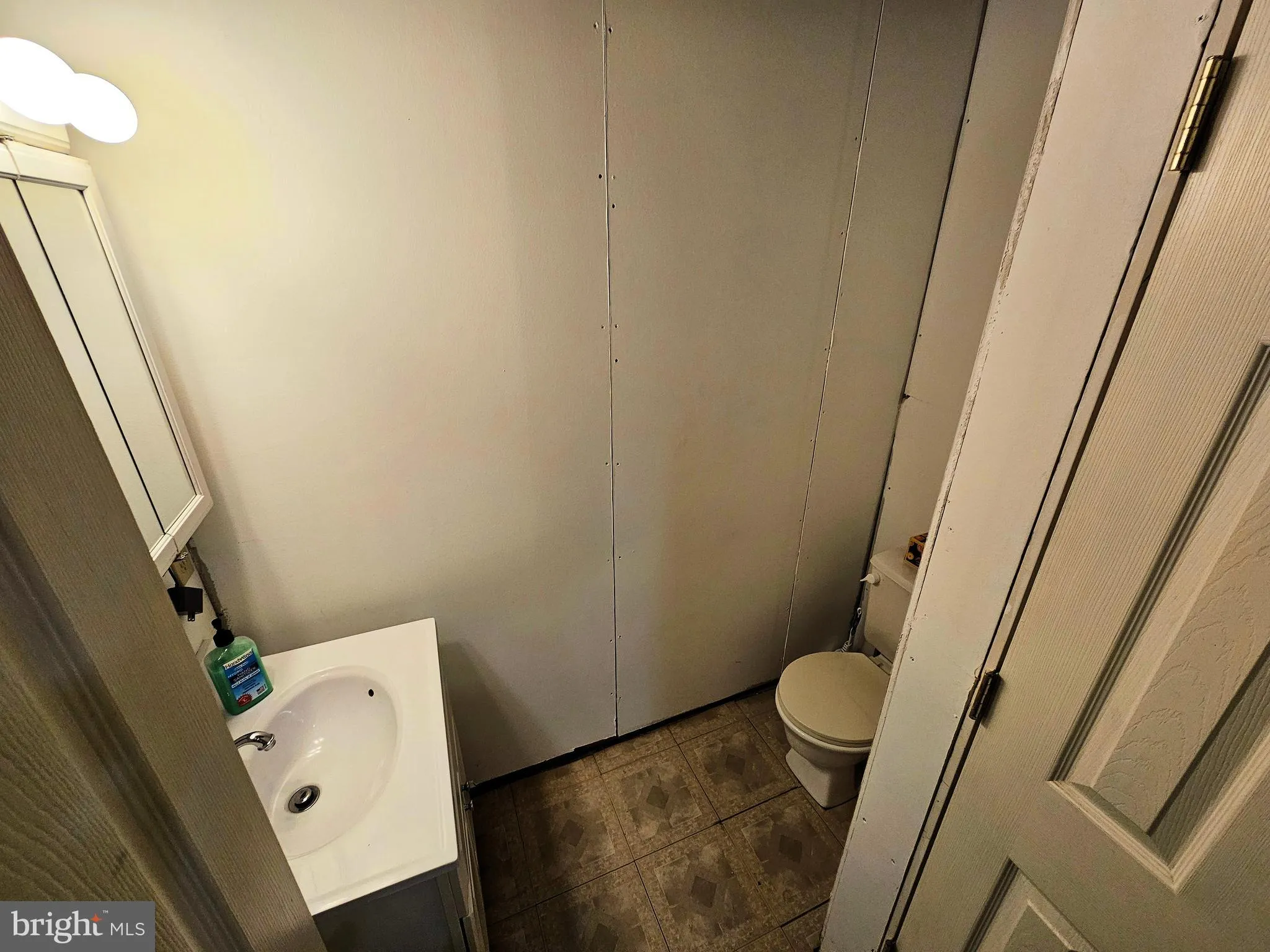 Ephrata, Pennsylvania 17522, United States, 3 Bedrooms Bedrooms, ,2 BathroomsBathrooms,Residential,Coming Soon,232044