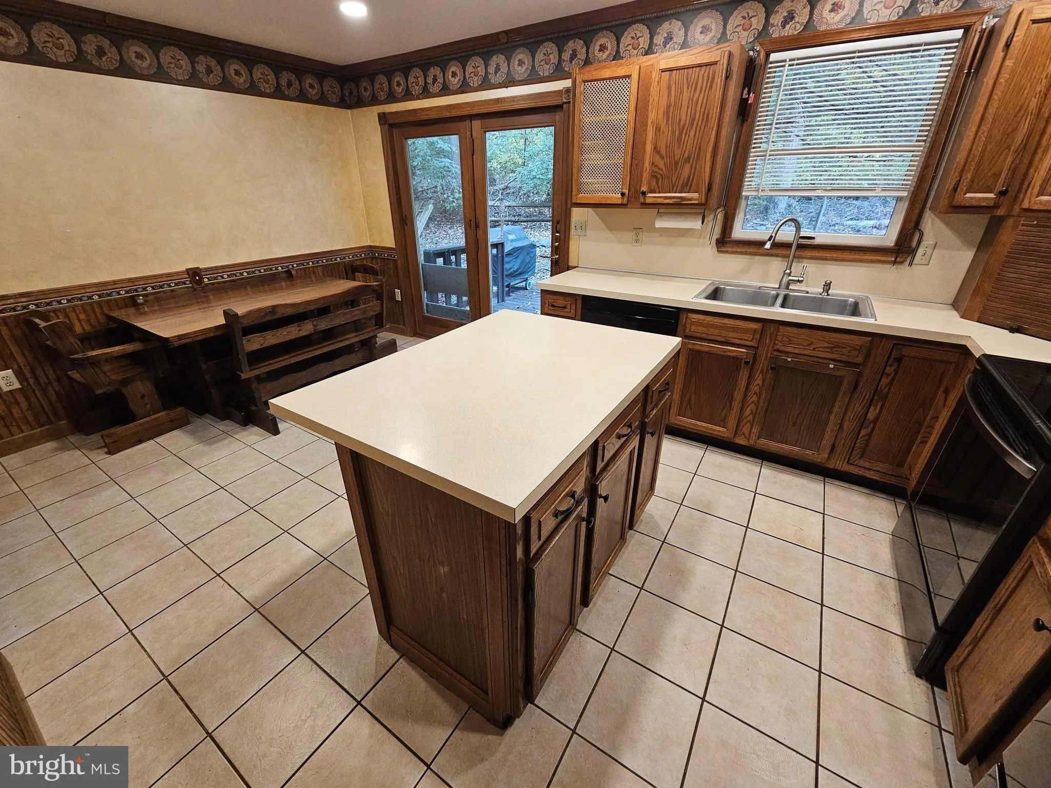 Ephrata, Pennsylvania 17522, United States, 3 Bedrooms Bedrooms, ,2 BathroomsBathrooms,Residential,Coming Soon,232044