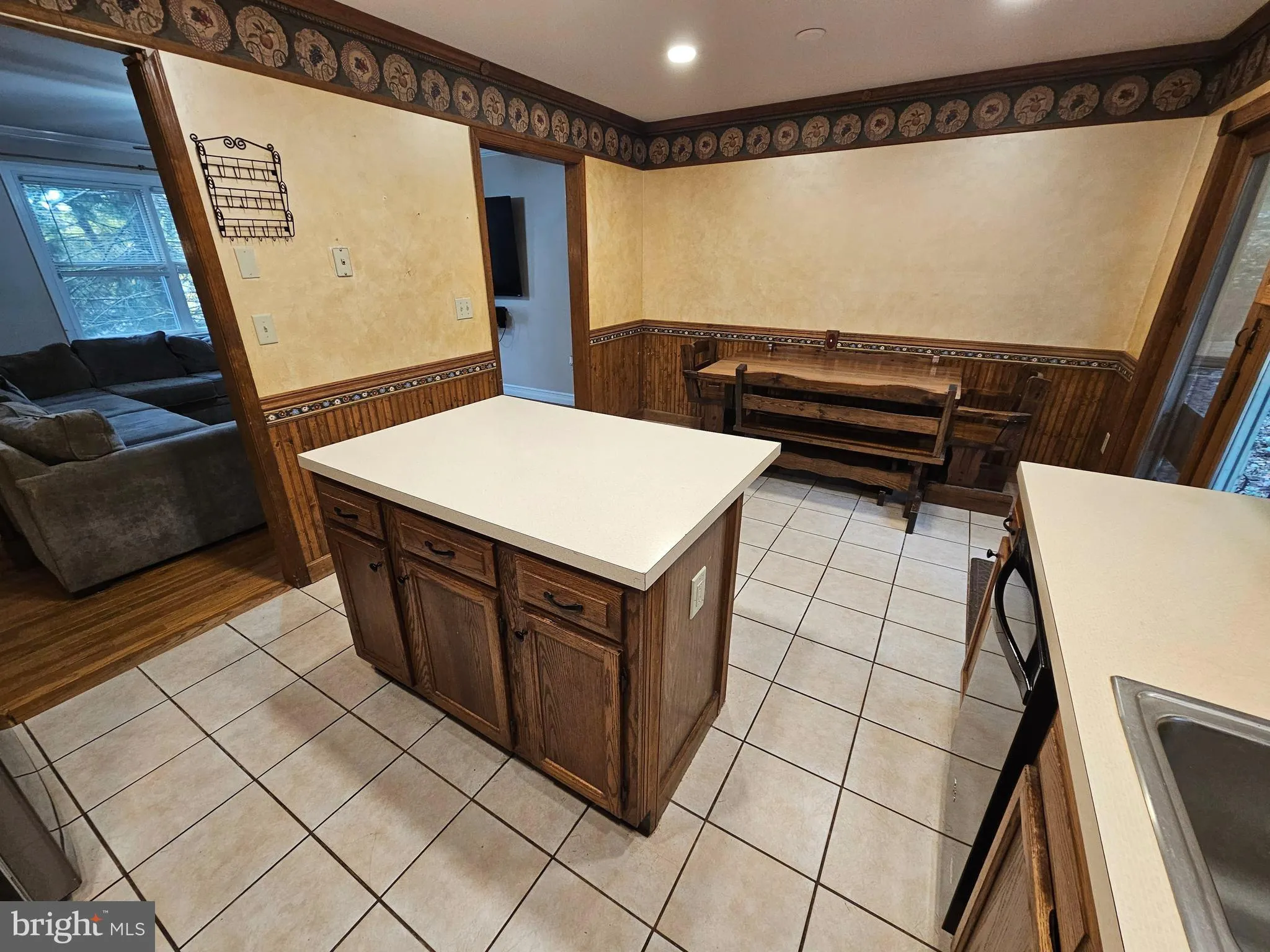 Ephrata, Pennsylvania 17522, United States, 3 Bedrooms Bedrooms, ,2 BathroomsBathrooms,Residential,Coming Soon,232044