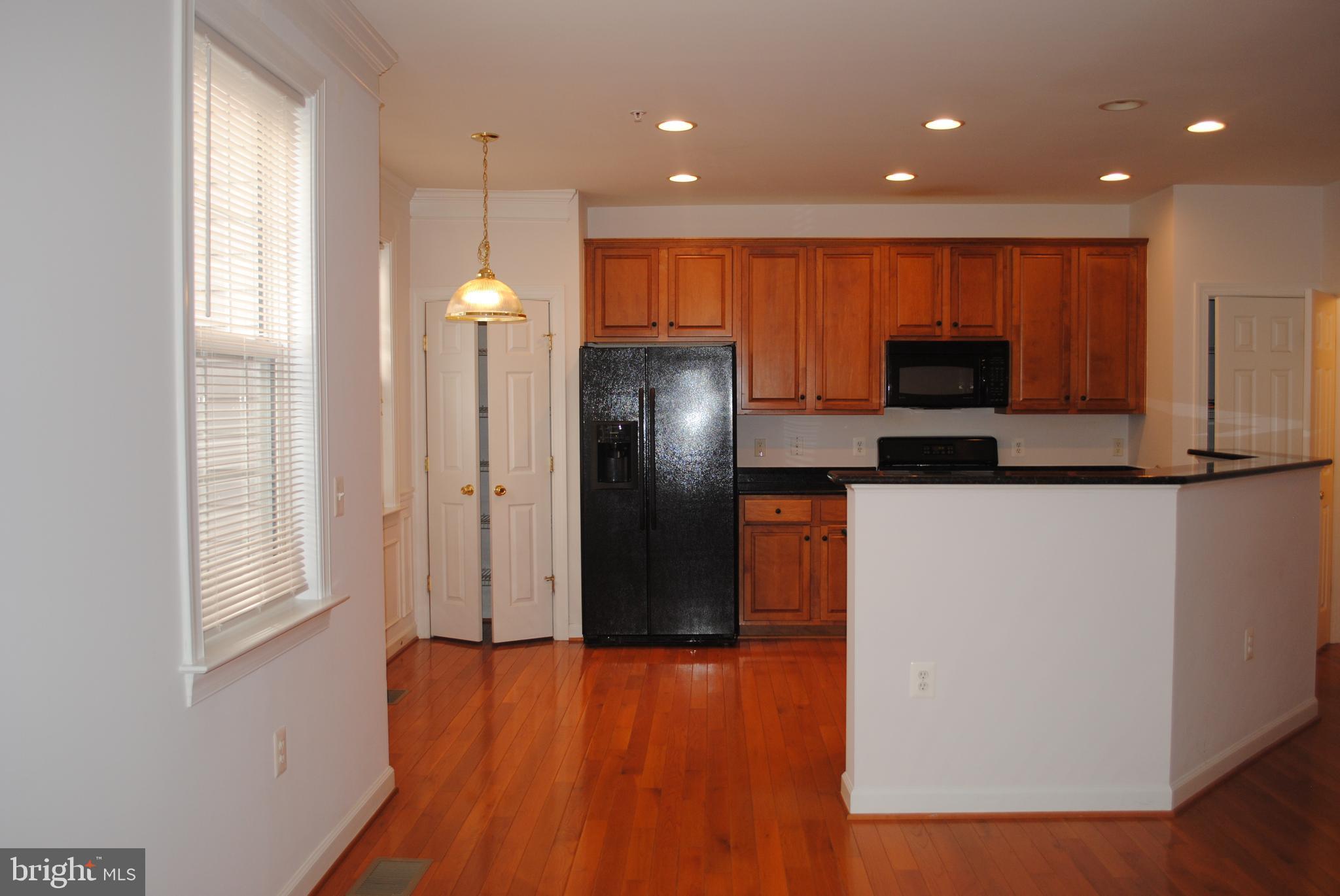 COPPERMINE CROSSING - Residential Lease