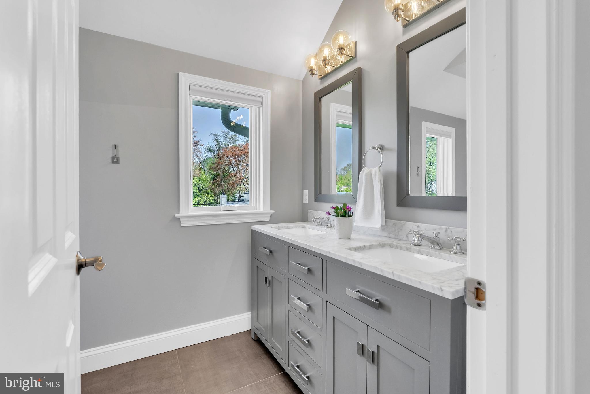 VIRGINIA FOREST - Residential