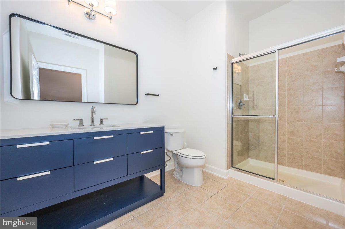 MAXWELL PLACE - Residential Lease