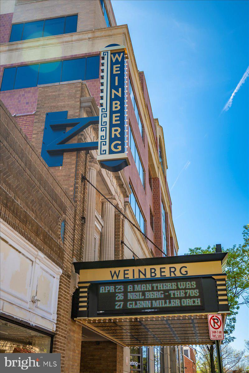 MAXWELL PLACE - Residential Lease