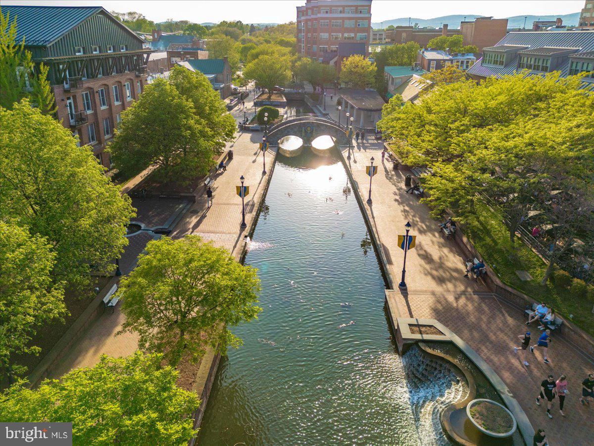 MAXWELL PLACE - Residential Lease