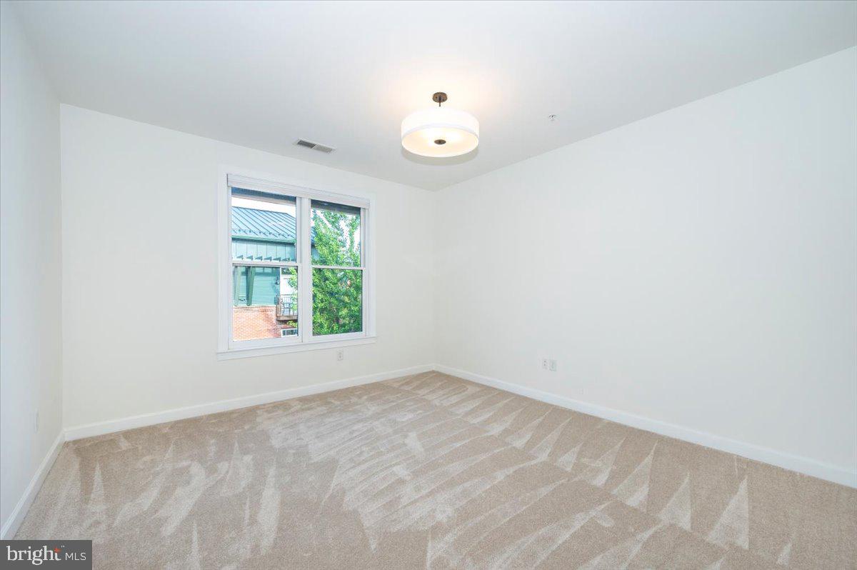 MAXWELL PLACE - Residential Lease