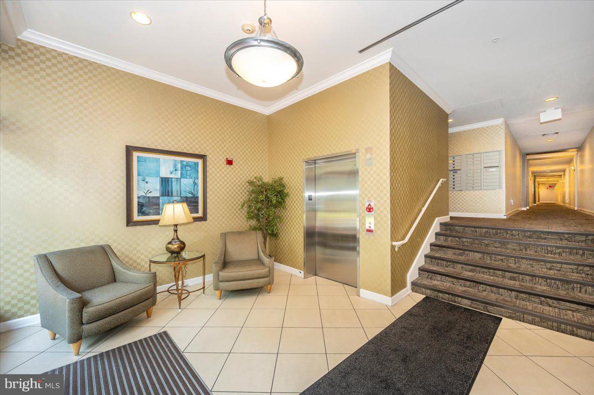 MAXWELL PLACE - Residential Lease